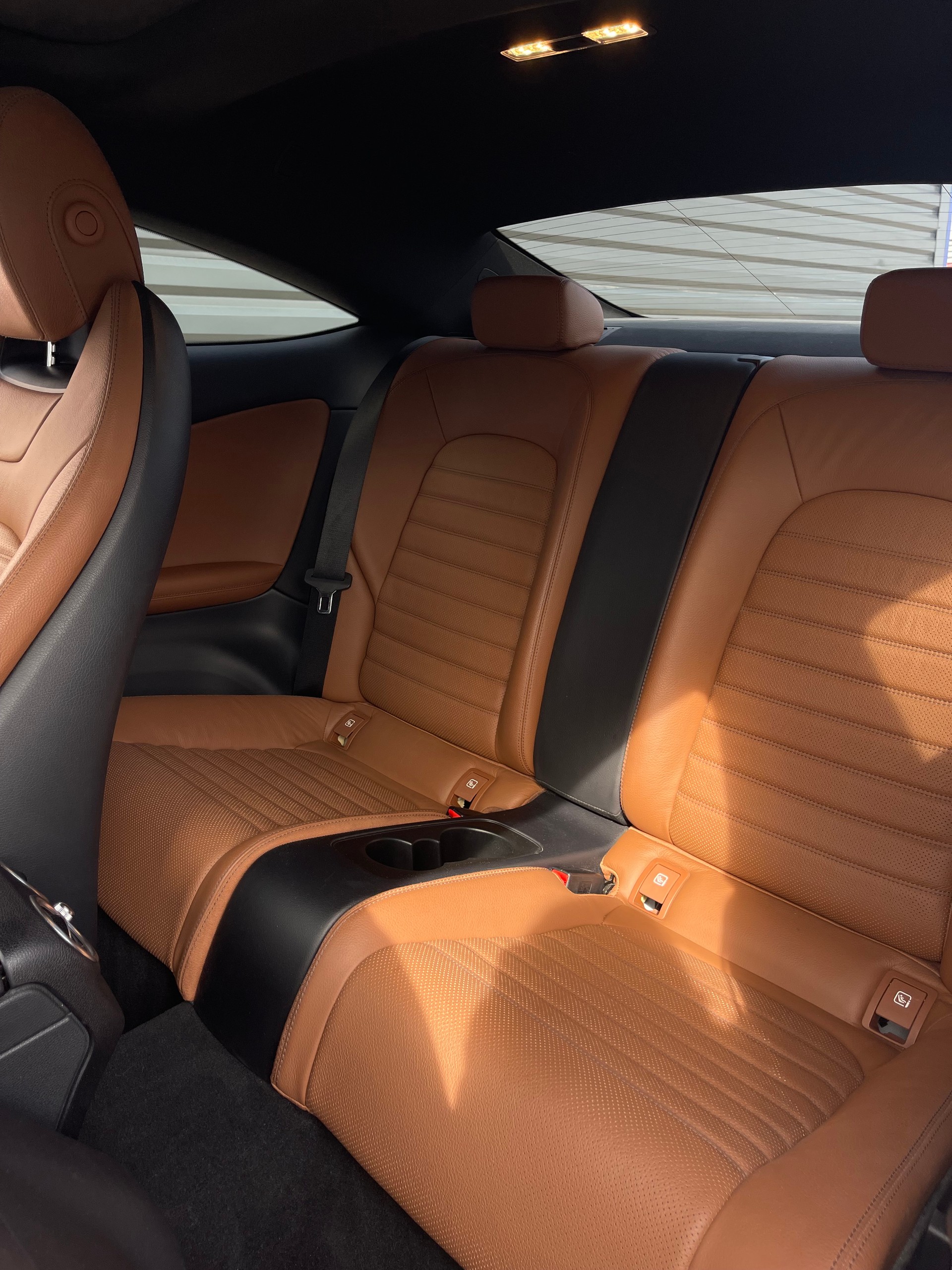 MERCEDES-BENZ C 400 AMG Line 4matic-image-11