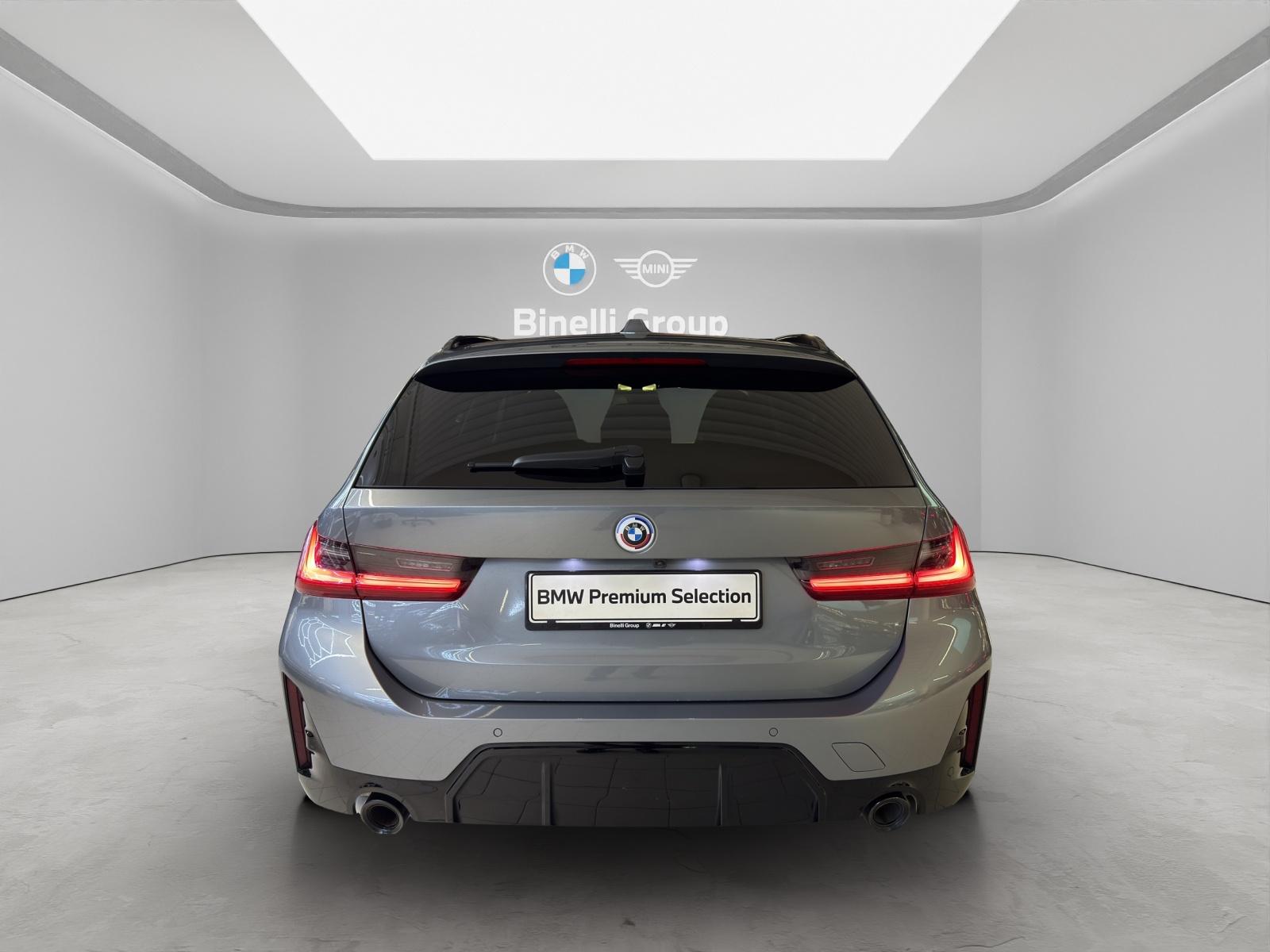 BMW 3er Touring 330e xDrive M-SportPaket Pro-image-4