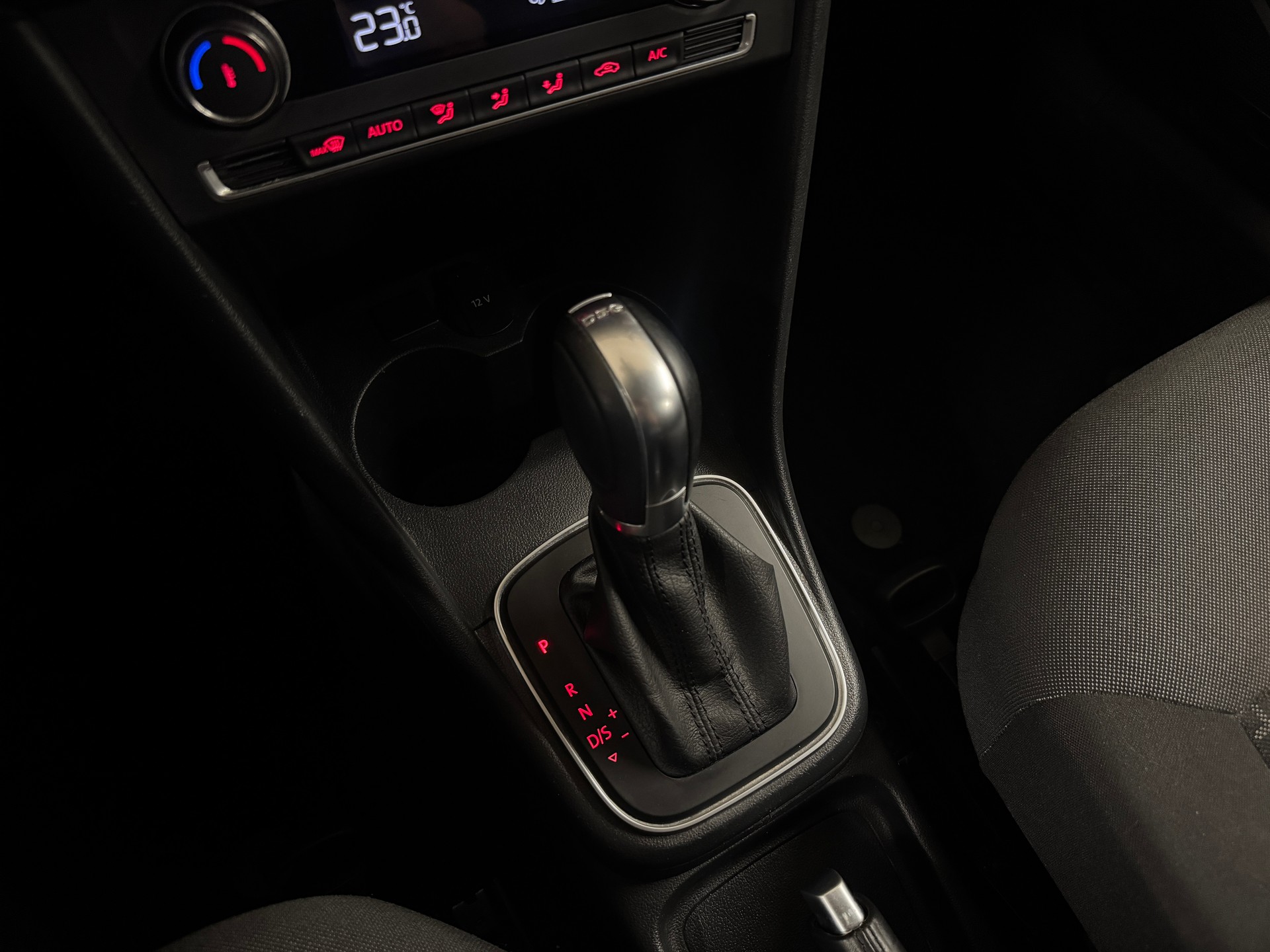 VW Polo 1.2 TSI BMT Comfortline DSG I Frisch MFK 09.26 I Frisch Service I 8-fach I 1. Hand I CH-Fhrz. I TOP Angebot-image-16