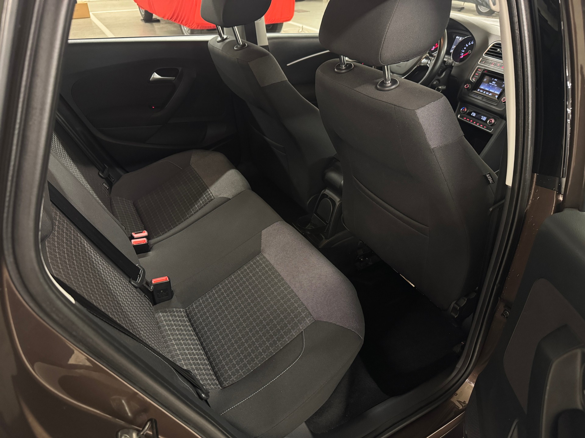 VW Polo 1.2 TSI BMT Comfortline DSG I Frisch MFK 09.26 I Frisch Service I 8-fach I 1. Hand I CH-Fhrz. I TOP Angebot-image-9