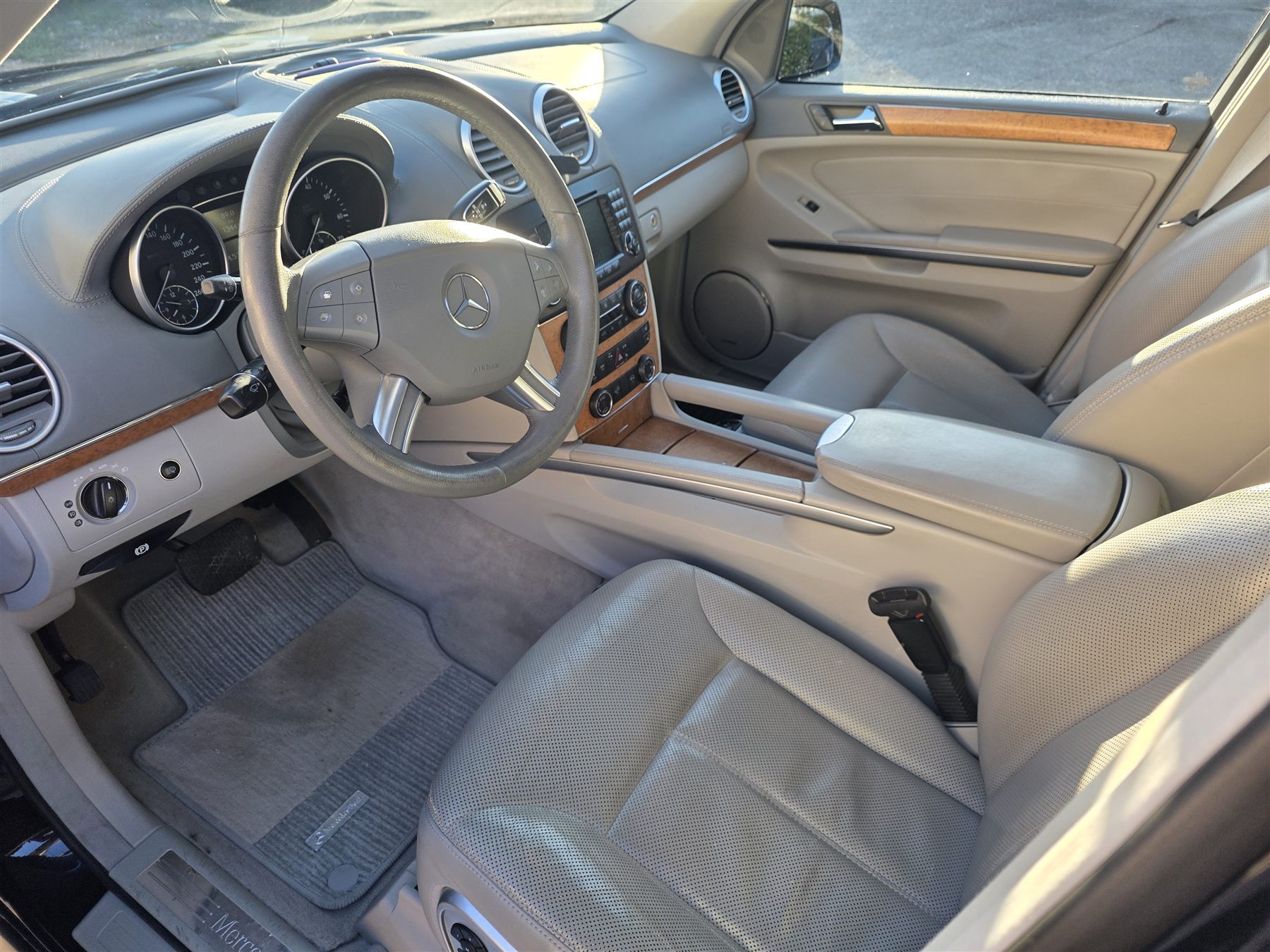 MERCEDES-BENZ GL 500 4Matic 7G-Tronic-image-6