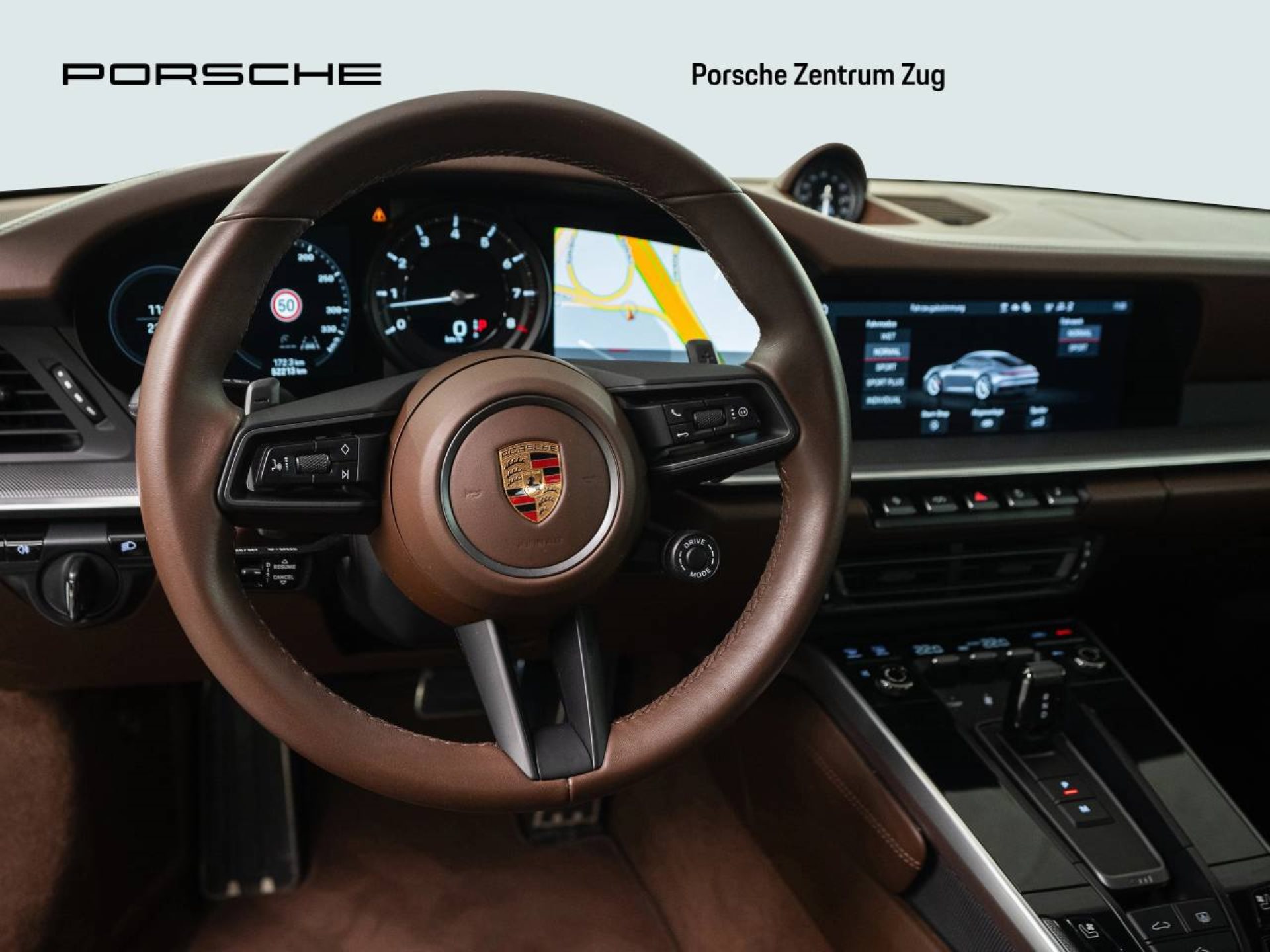 PORSCHE 911 Carrera 4S-image-4