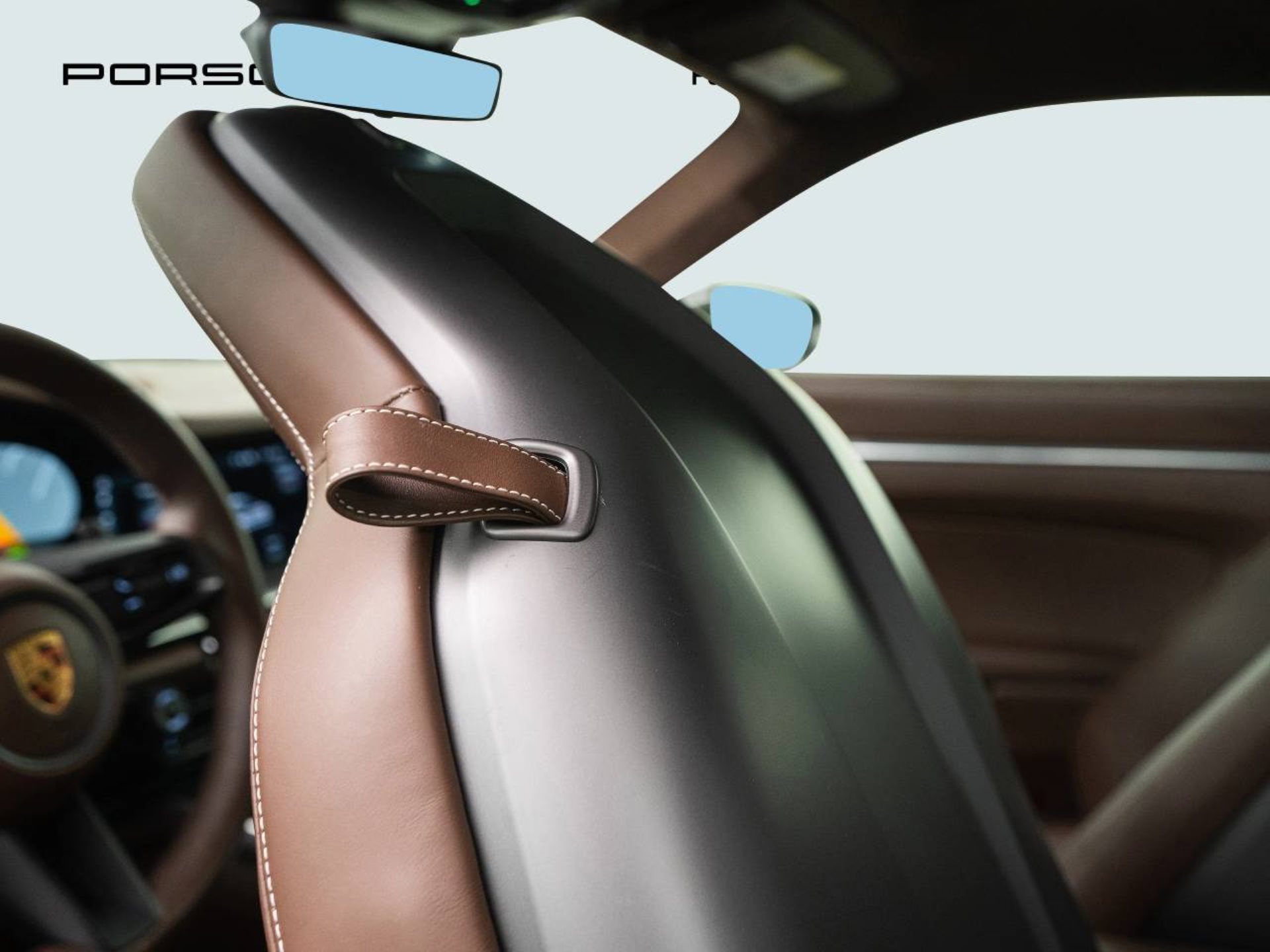 PORSCHE 911 Carrera 4S-image-21