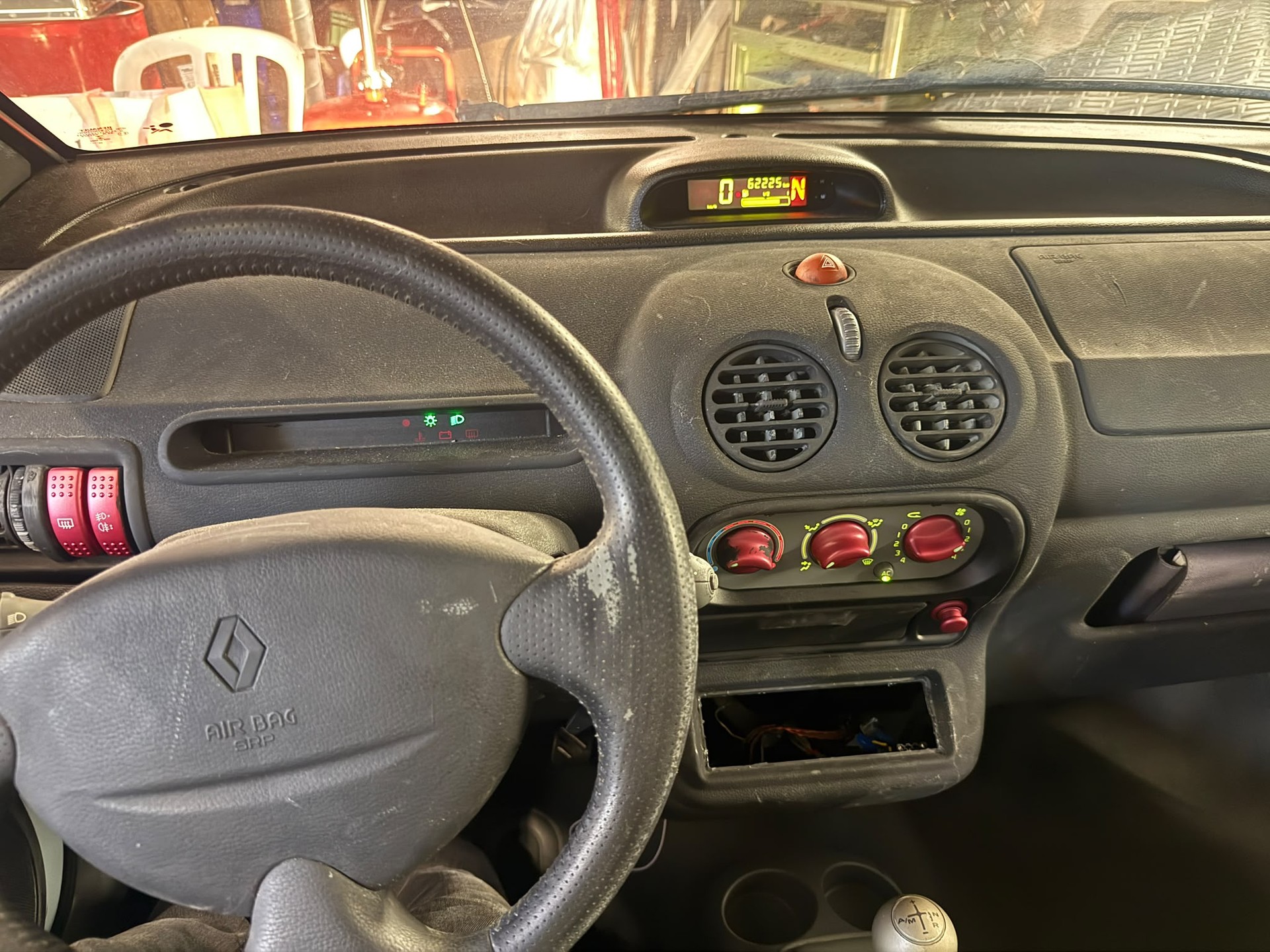 RENAULT Twingo 1.2 16V Dynamique Advantage-image-5