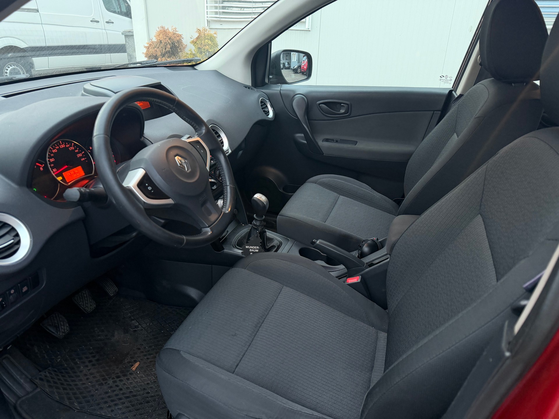 RENAULT Koleos 2.5 Dynamique 4x4-image-7