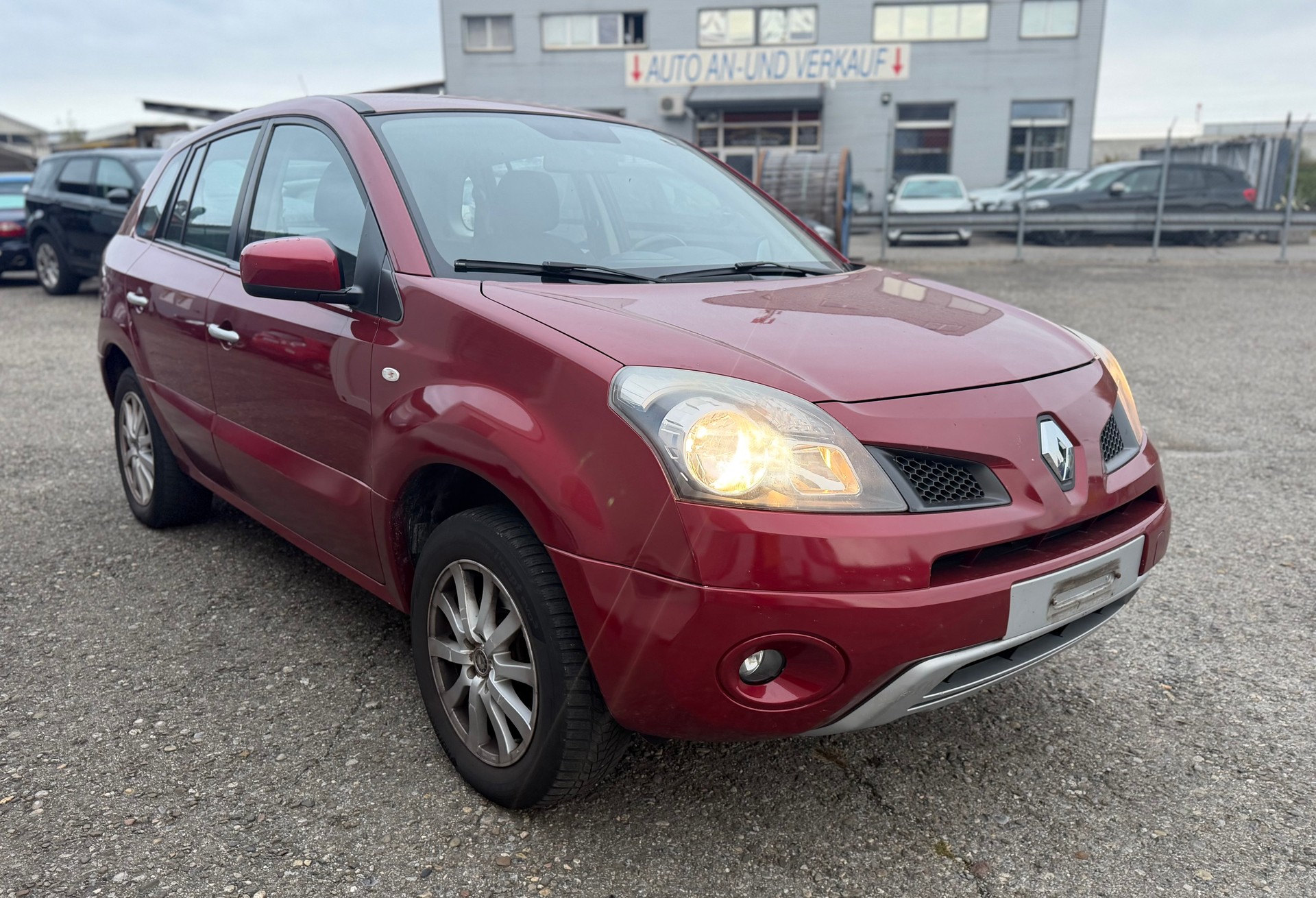RENAULT Koleos 2.5 Dynamique 4x4-image-2