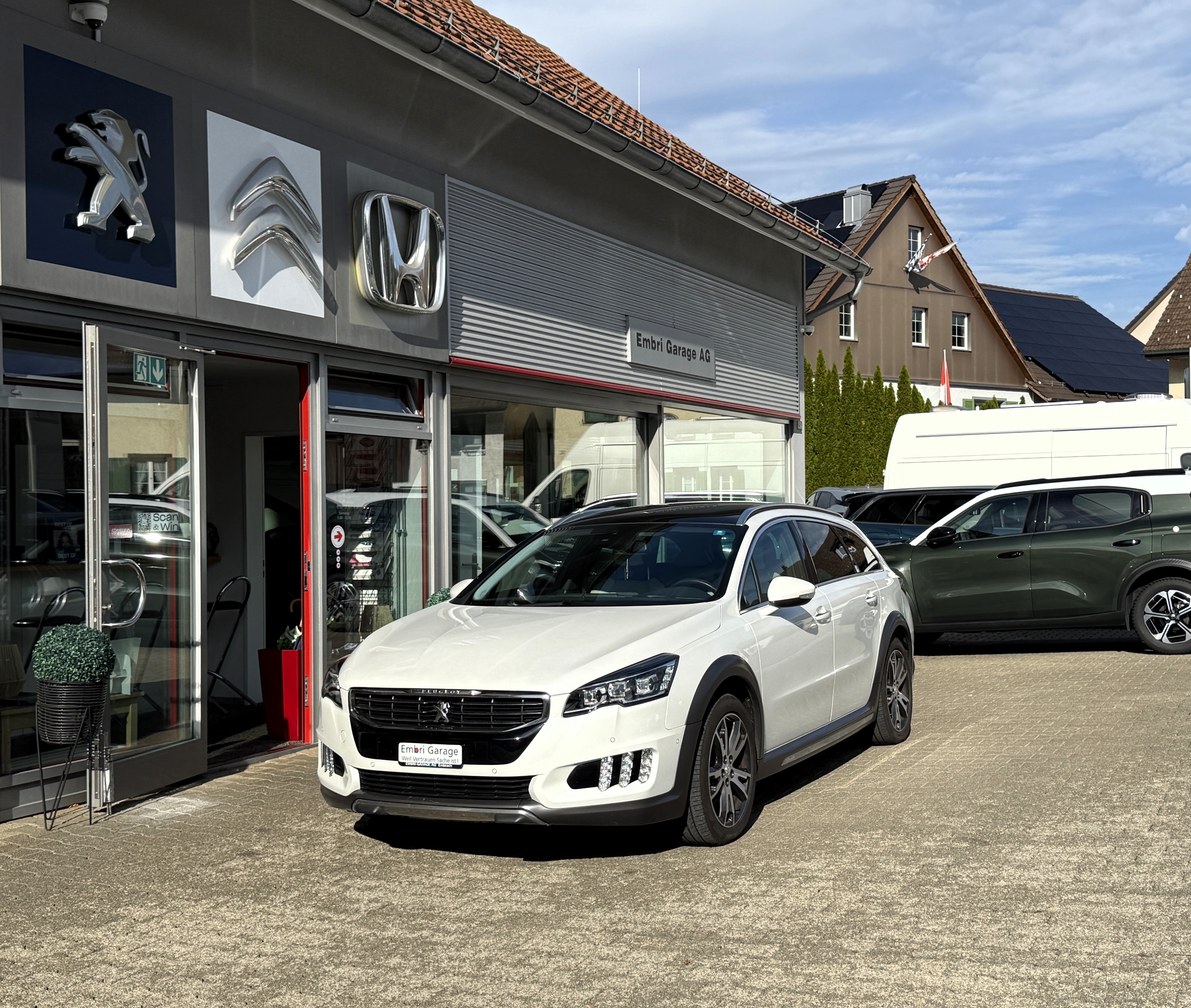 Car photo