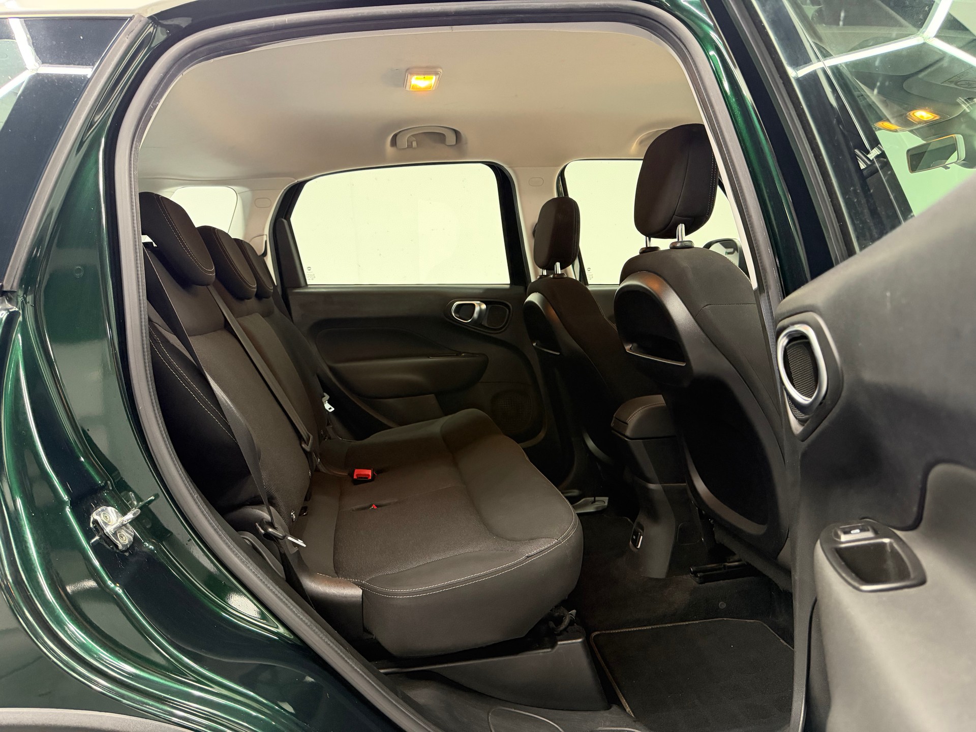 FIAT 500L 1.6 JTD Pop Star-image-14