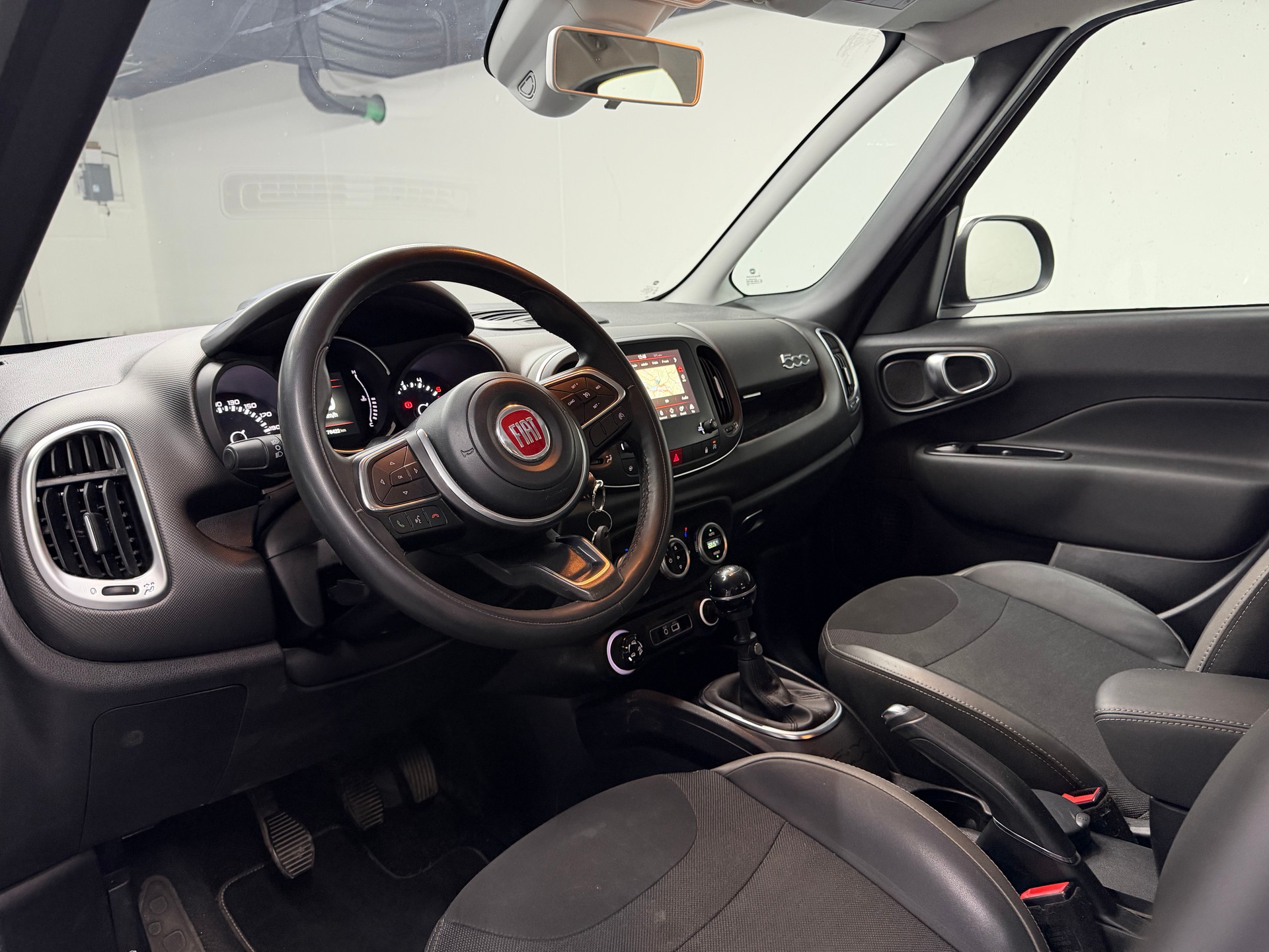 FIAT 500L 1.6 JTD Pop Star-image-9