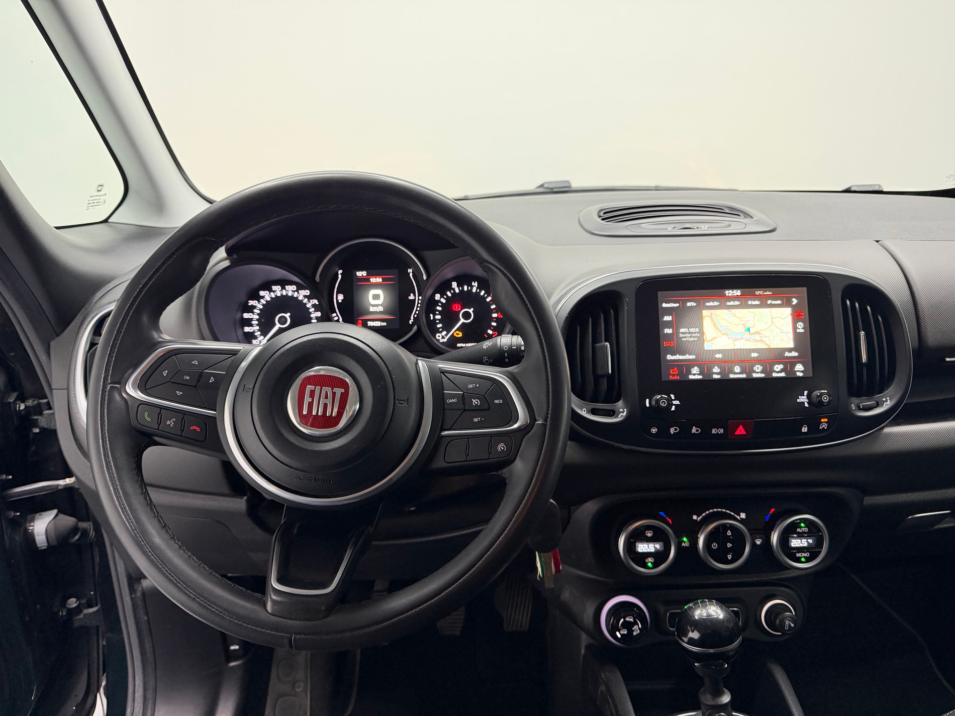FIAT 500L 1.6 JTD Pop Star-image-16