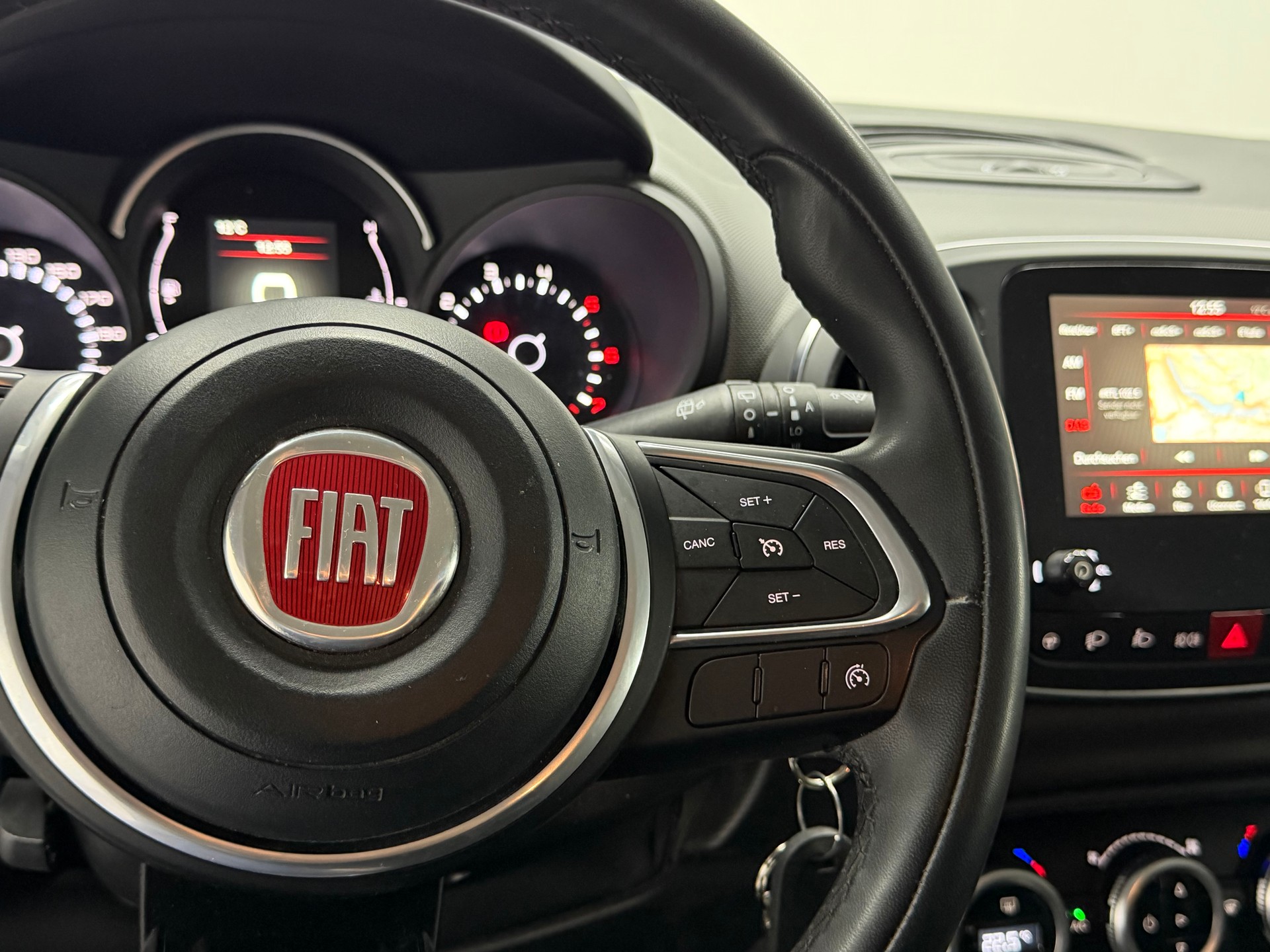 FIAT 500L 1.6 JTD Pop Star-image-22