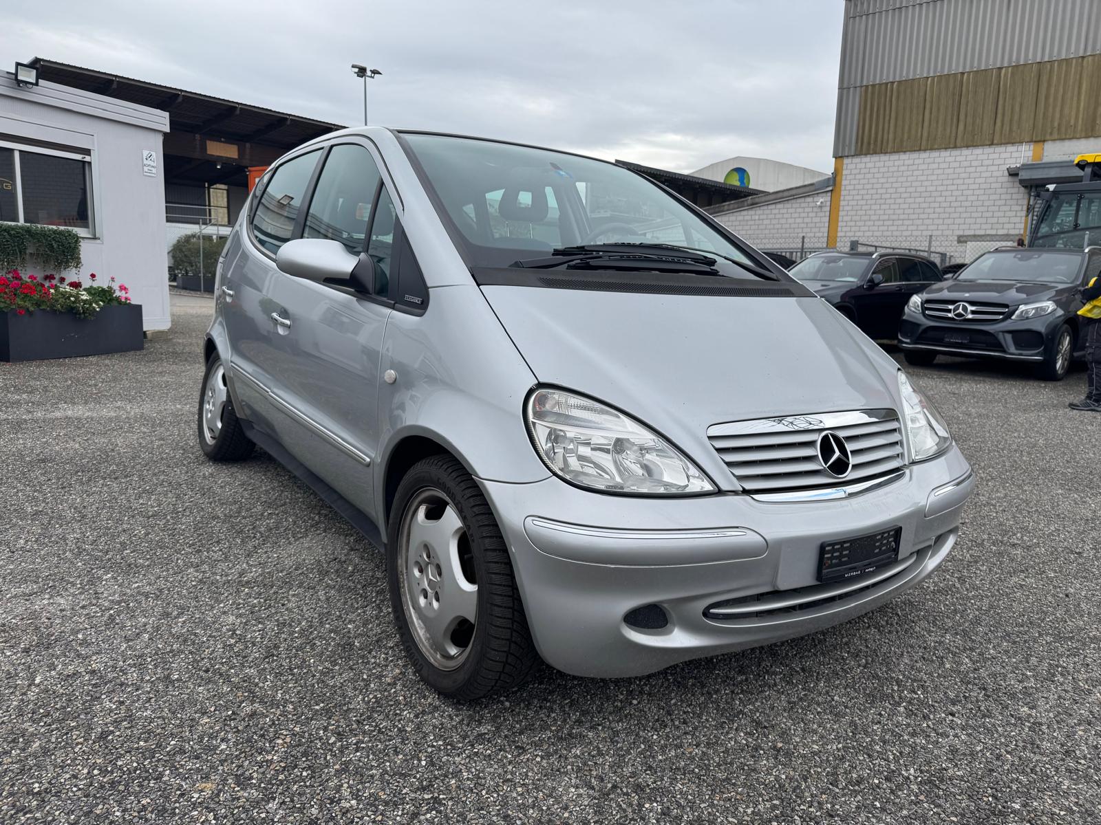 MERCEDES-BENZ A 190 L Elégance-image-5