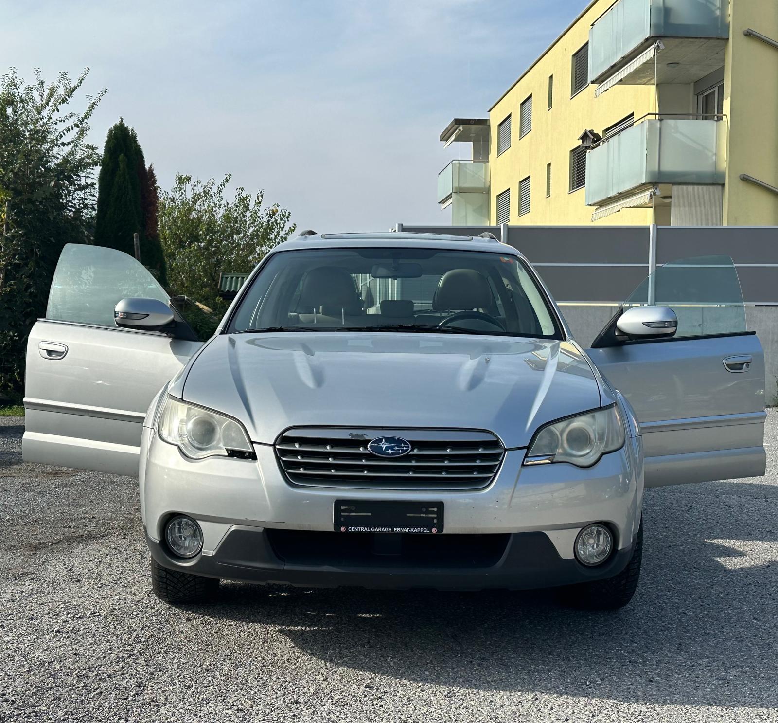 SUBARU Outback 3.0R AWD Swiss Automatic-image-2