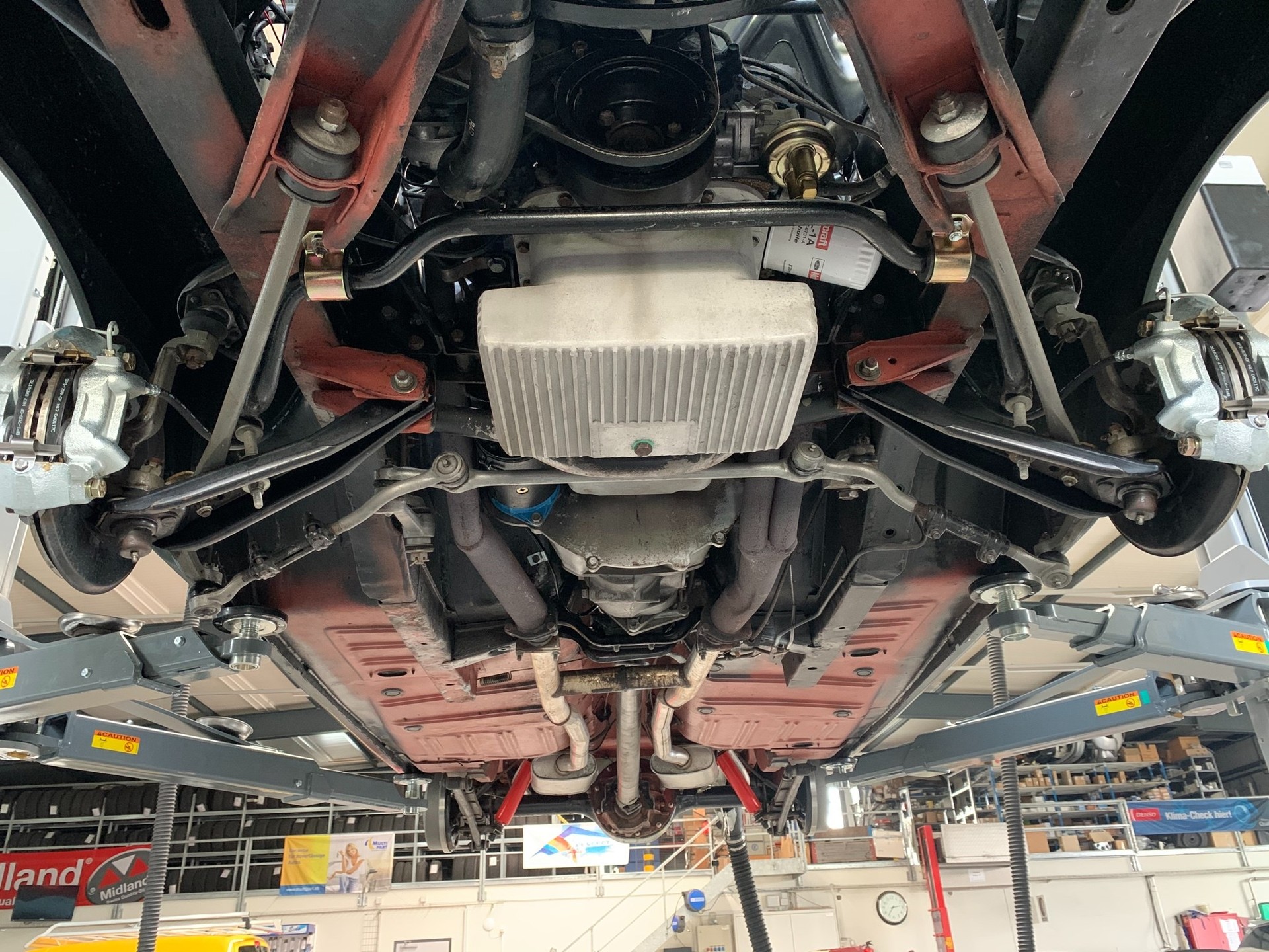 FORD MUSTANG Shelby GT350-image-11