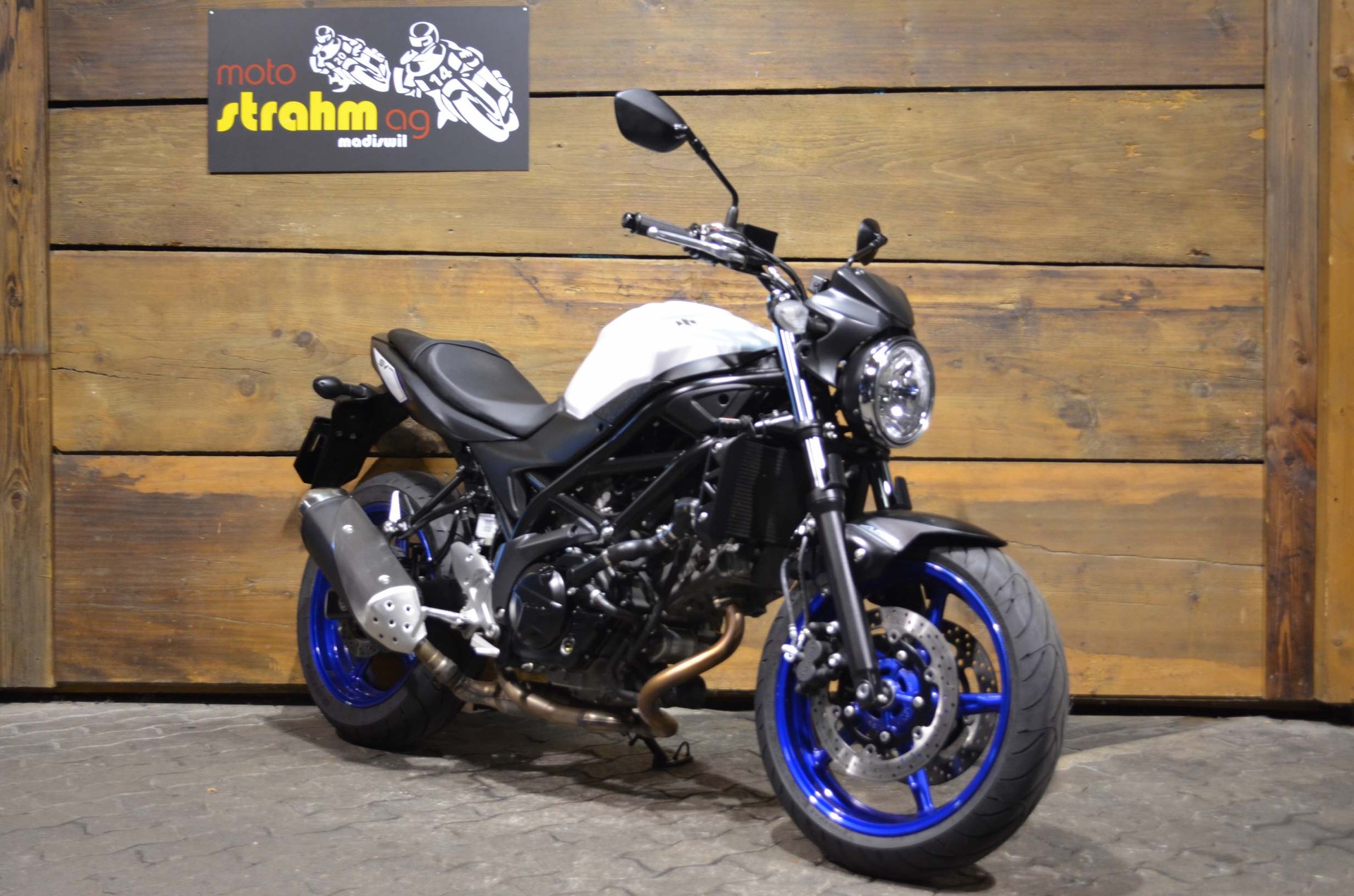 SUZUKI SV 650 A-showroom-element-1