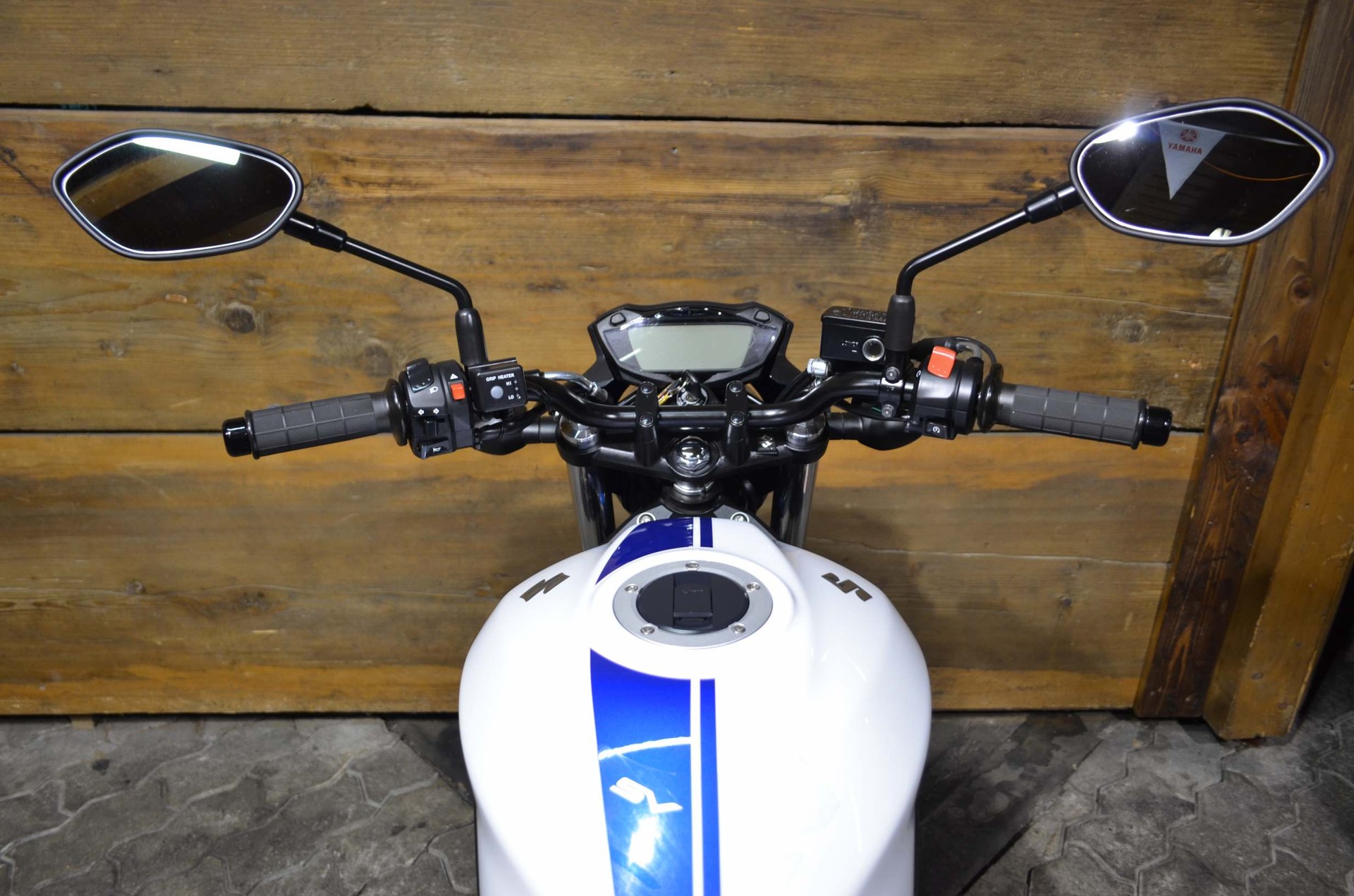 SUZUKI SV 650 A-showroom-element-2