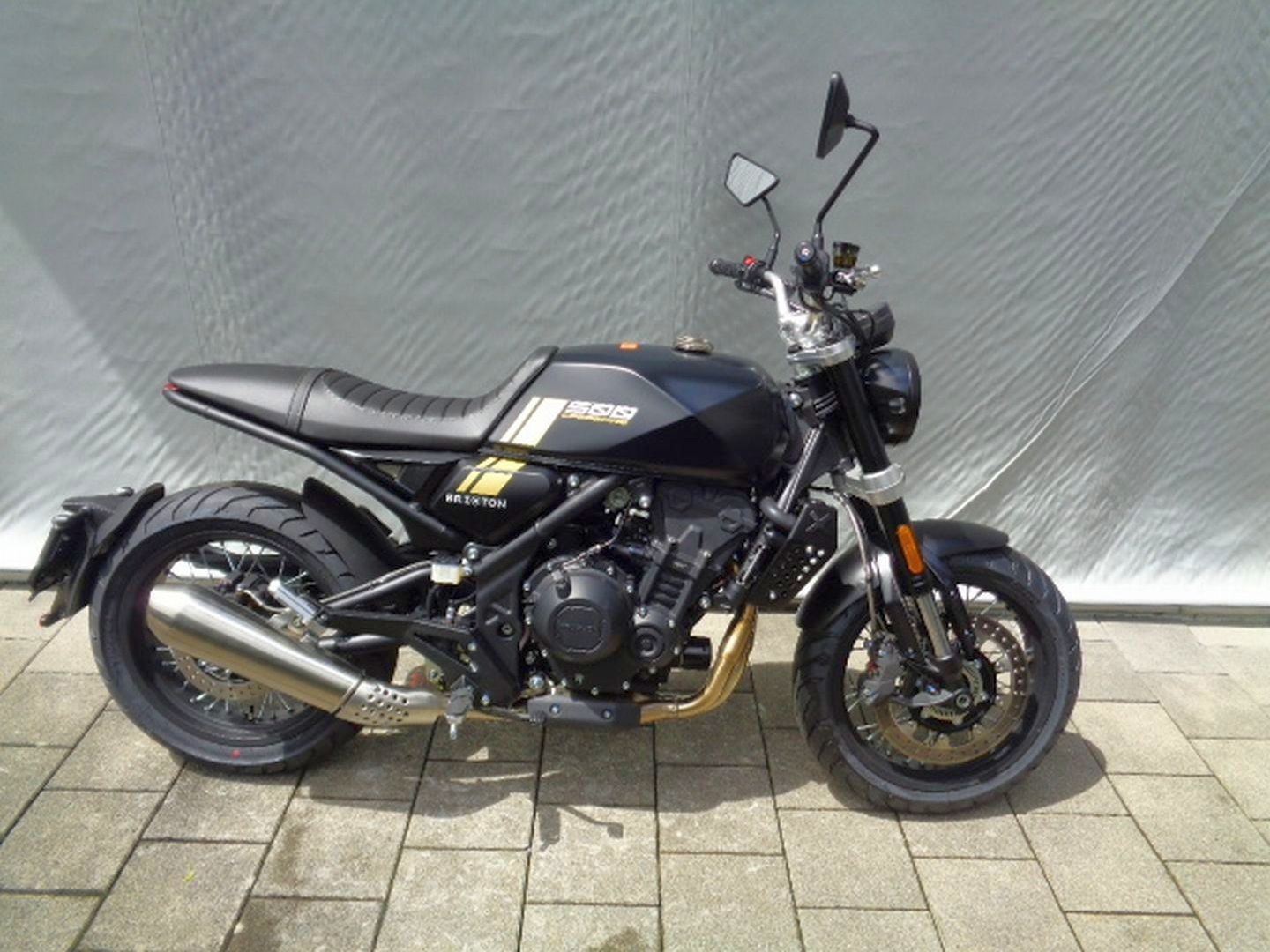 BRIXTON Crossfire 500 X