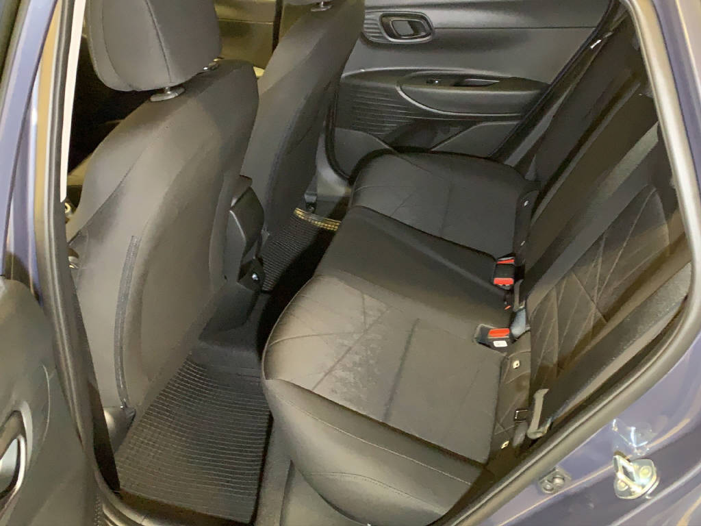 HYUNDAI Bayon 1.0 T-GDi 120 Amplia-image-9