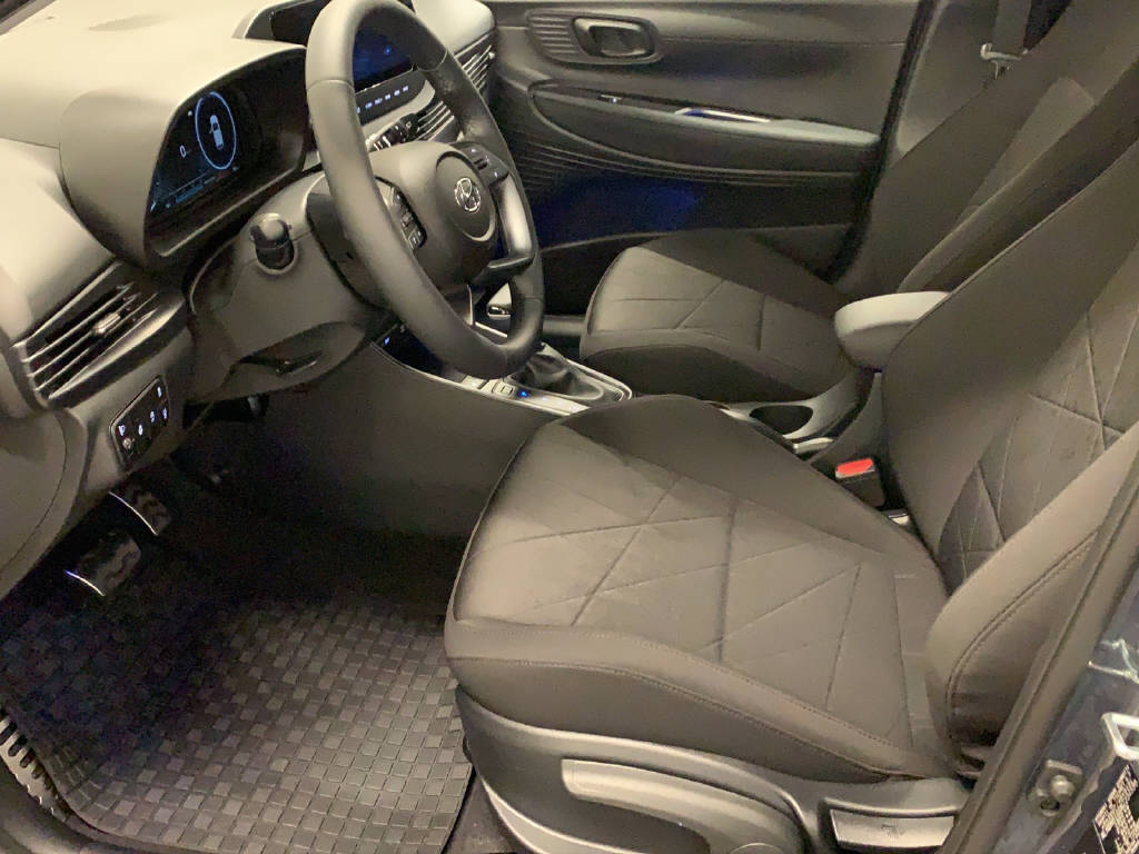 HYUNDAI Bayon 1.0 T-GDi 120 Amplia-image-3