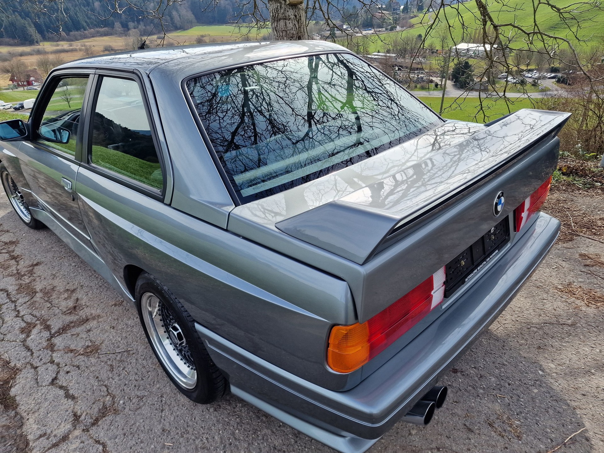 BMW M3-image-5