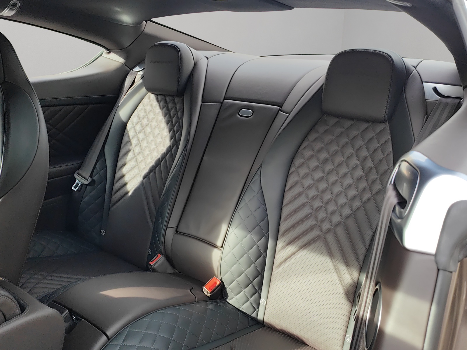 BENTLEY Continental Supersports 6.0 W12-image-12