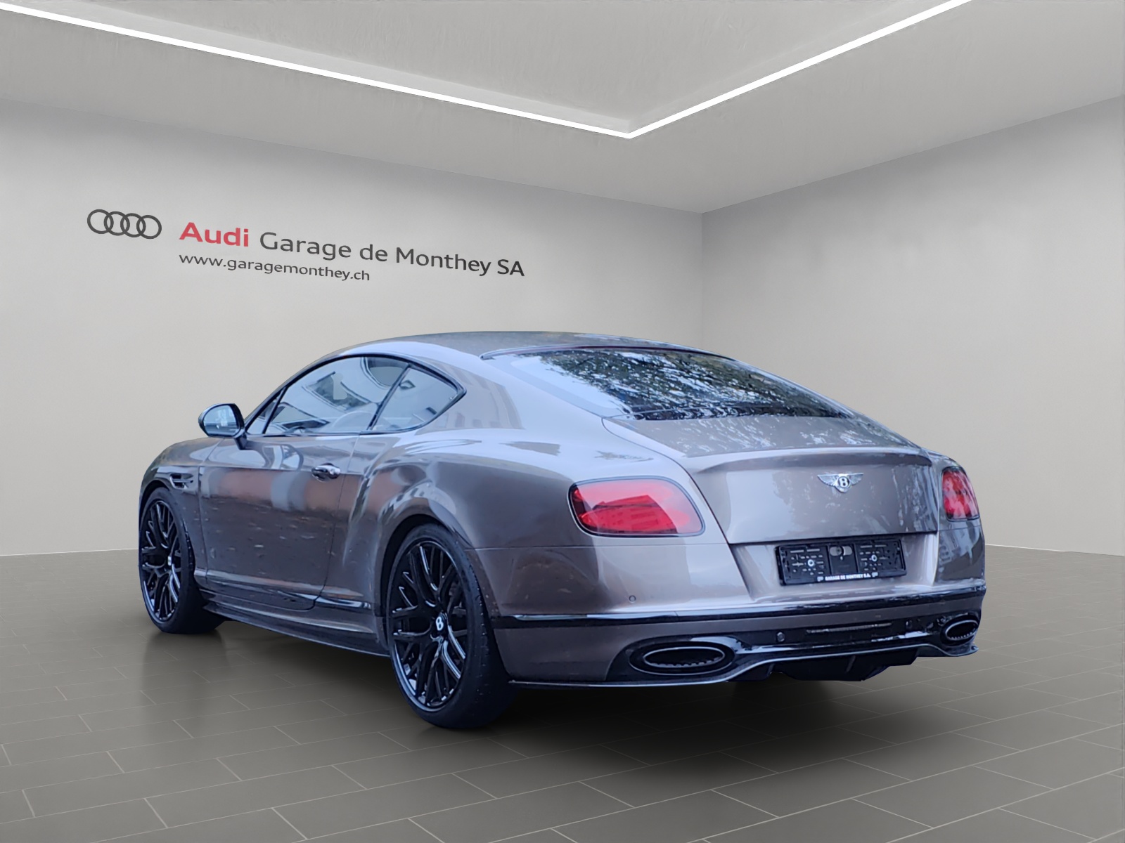 BENTLEY Continental Supersports 6.0 W12-image-2