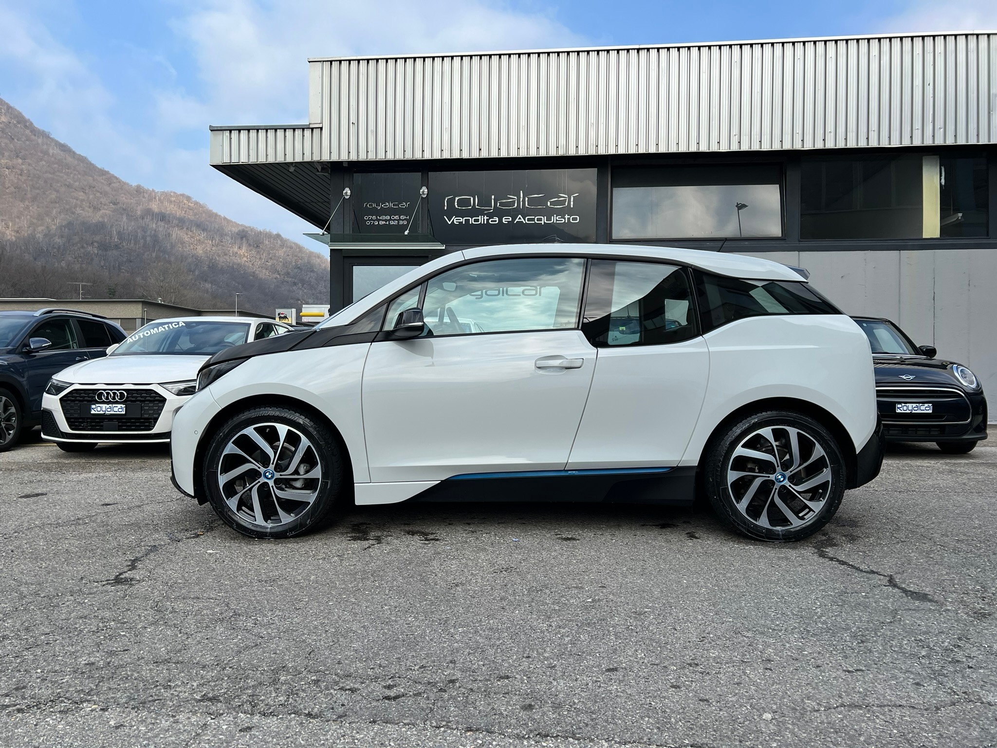 Car photo