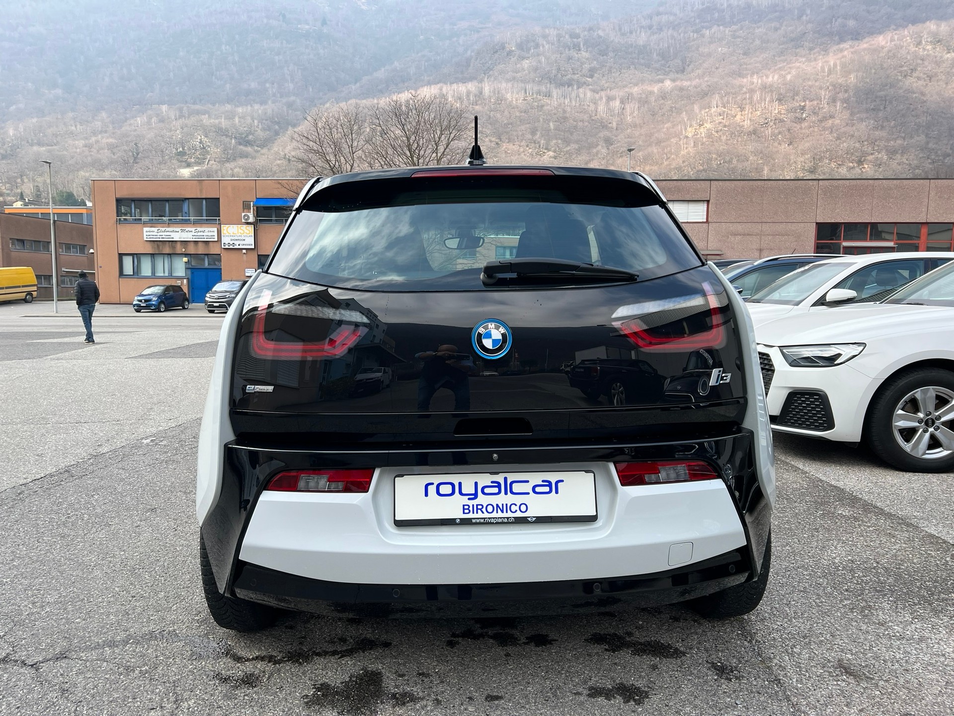 BMW i3 (94Ah) Range Extender-image-6