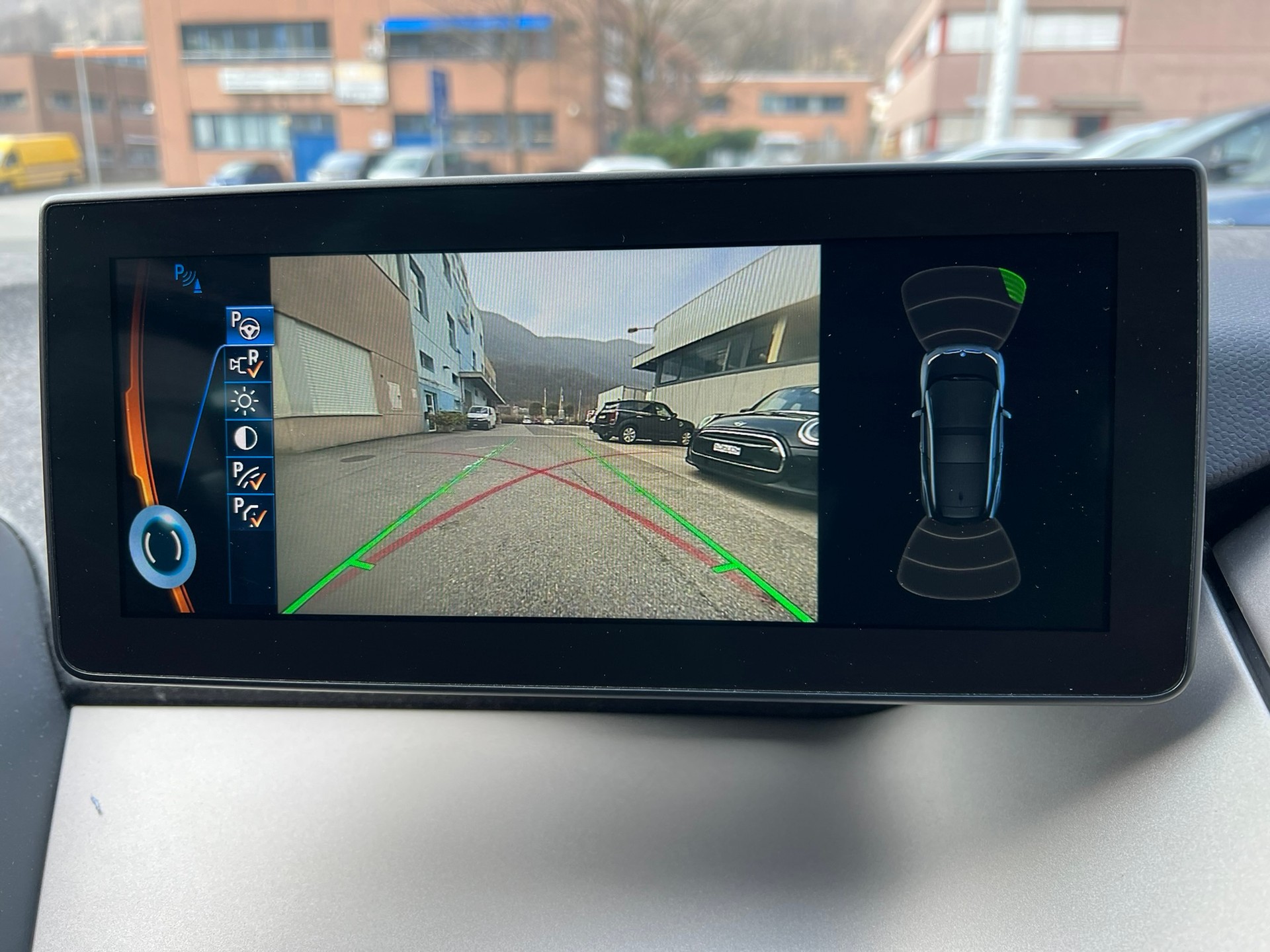BMW i3 (94Ah) Range Extender-image-11