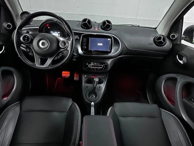 SMART fortwo Brabus 130 Xclusive twinmatic-image-9