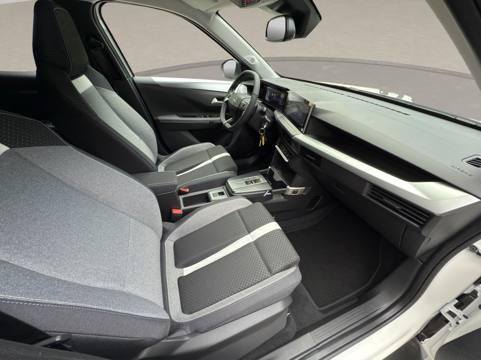 OPEL Frontera Electric GS-image-13