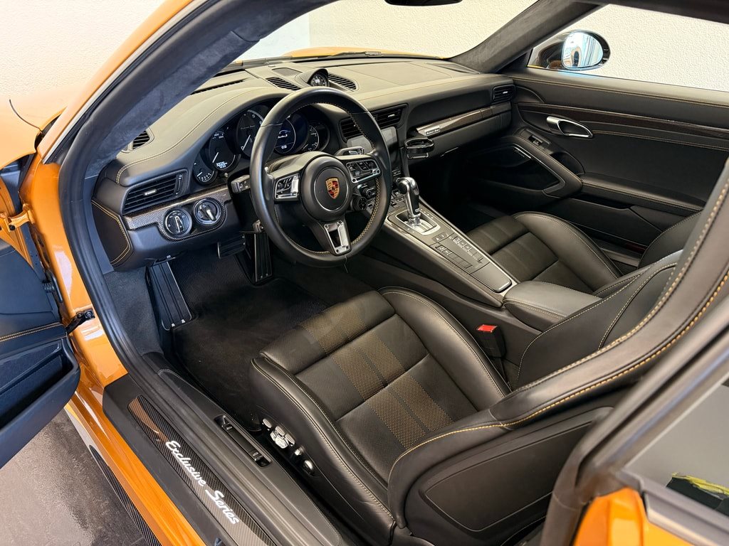 PORSCHE 911 Turbo S Exclusive Series-image-14