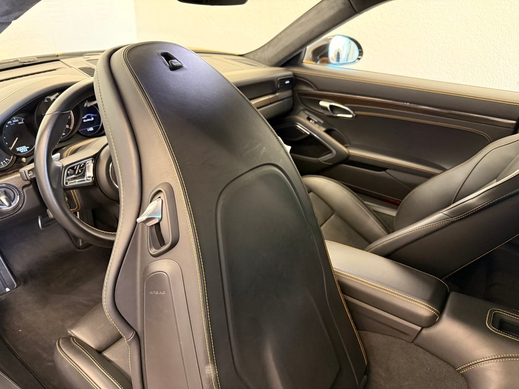PORSCHE 911 Turbo S Exclusive Series-image-20