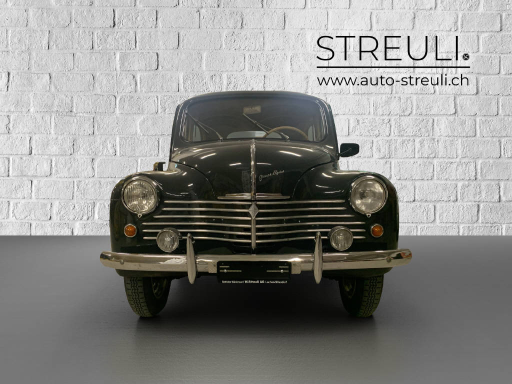 RENAULT 4 CV R 1060-image-1