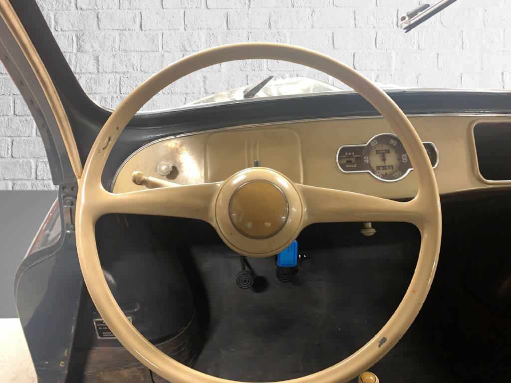 RENAULT 4 CV R 1060-image-6