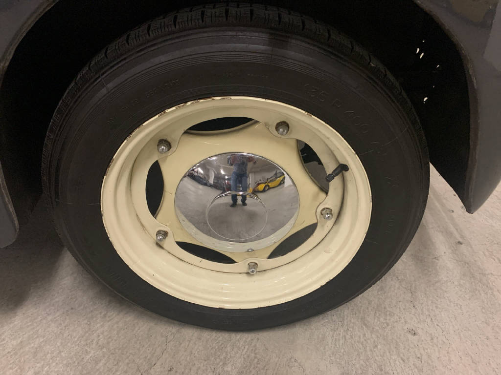 RENAULT 4 CV R 1060-image-15