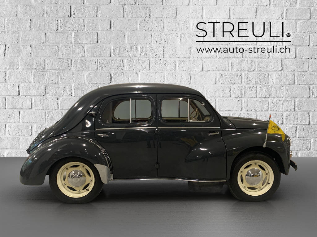RENAULT 4 CV R 1060-image-2