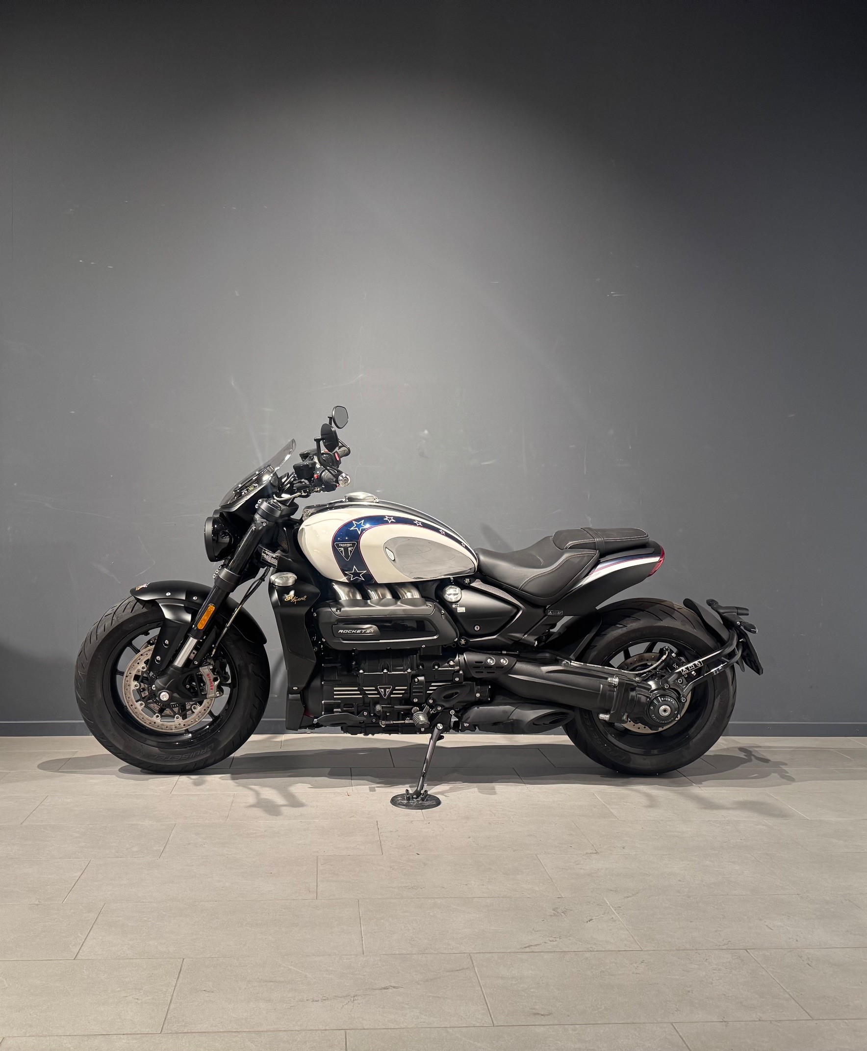 TRIUMPH Rocket 3 R Storm Evel Knievel Lacksatz-showroom-element-3