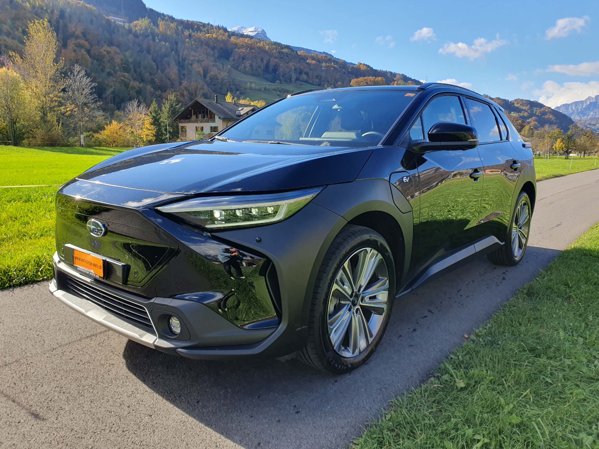 SUBARU Solterra eV Luxury AWD-image-3