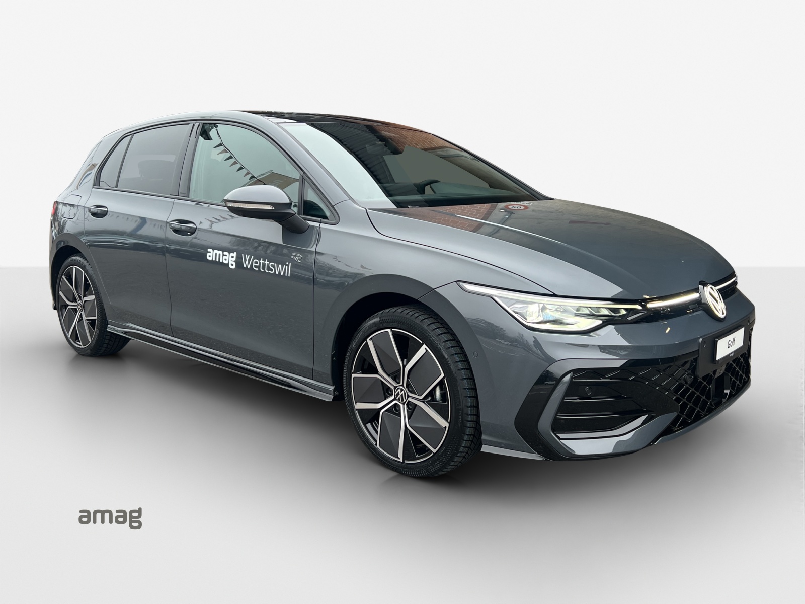 VW Golf 1.5 e TSI mHEV R-Line DSG-image-5