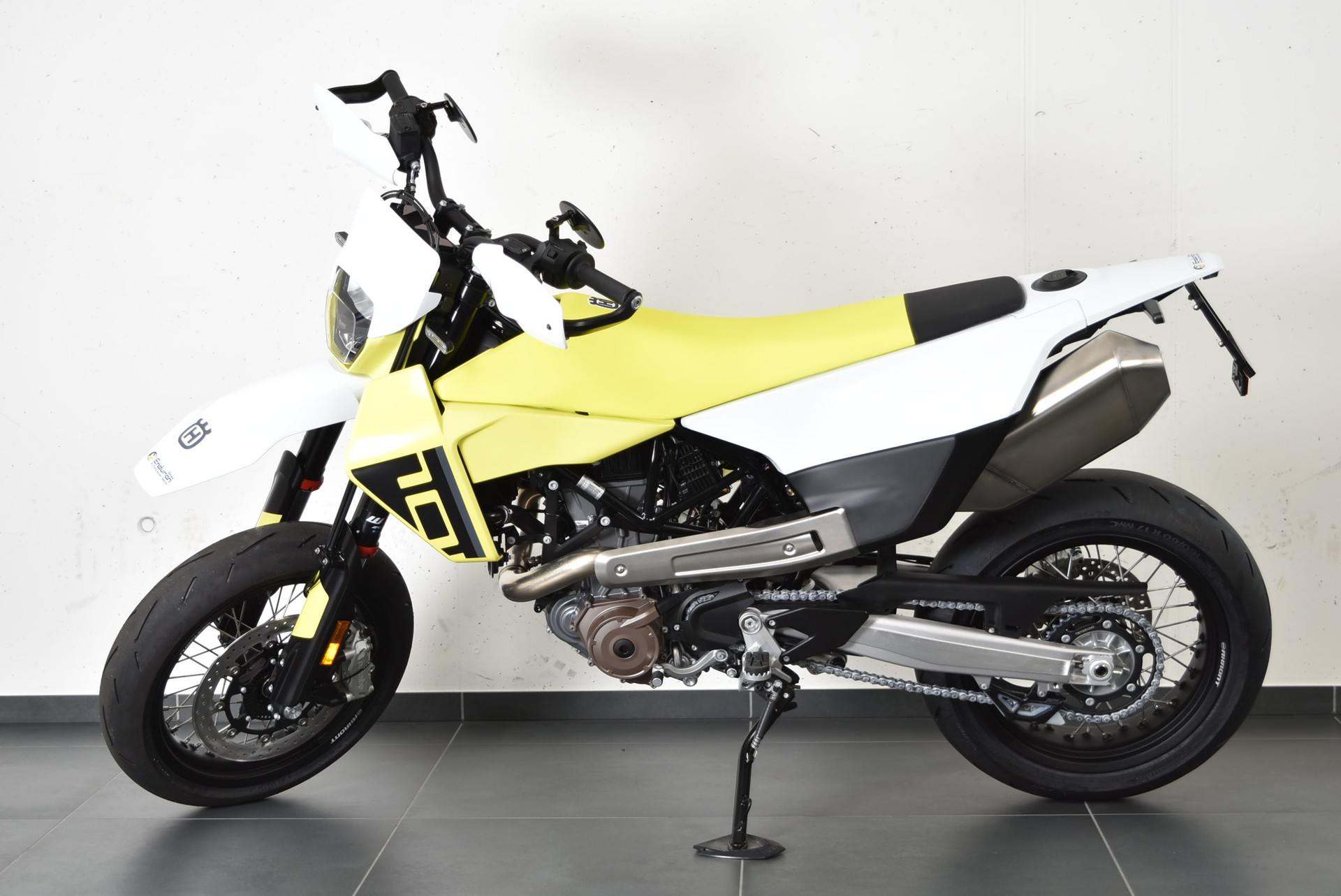 HUSQVARNA 701 Supermoto