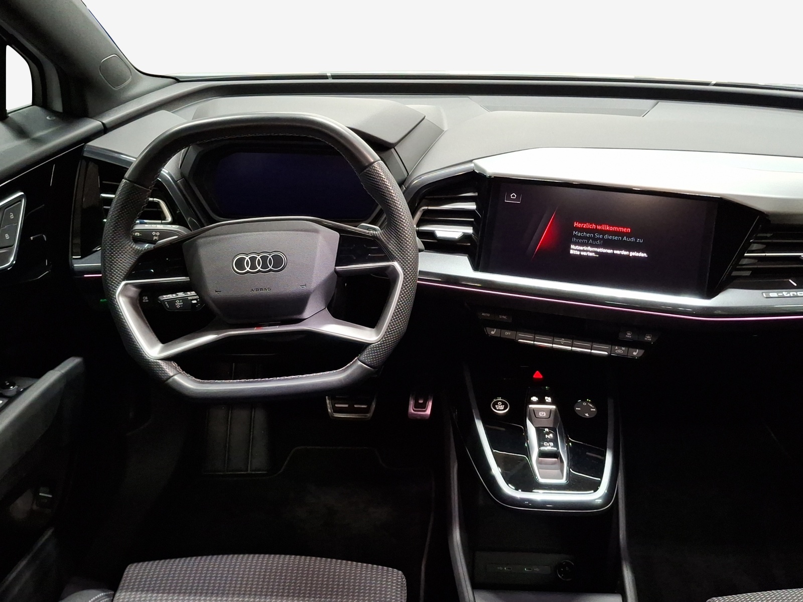 AUDI Q4 Sportback e-tron 40-image-9