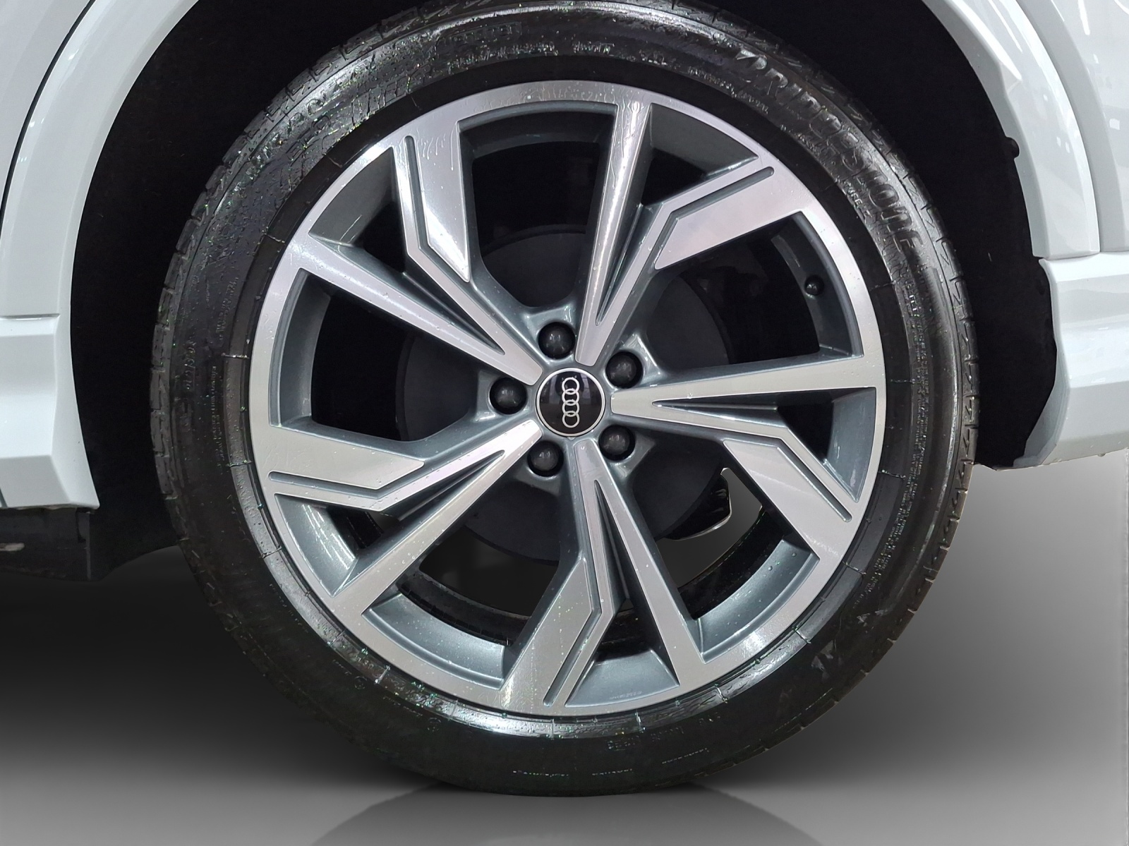 AUDI Q4 Sportback e-tron 40-image-16