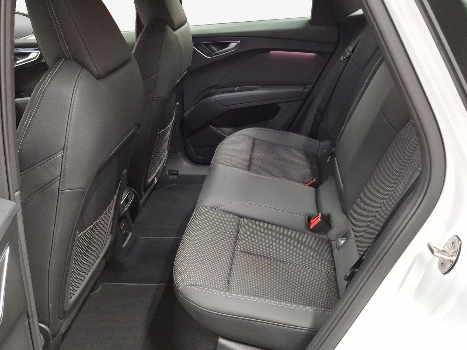 AUDI Q4 Sportback e-tron 40-image-12