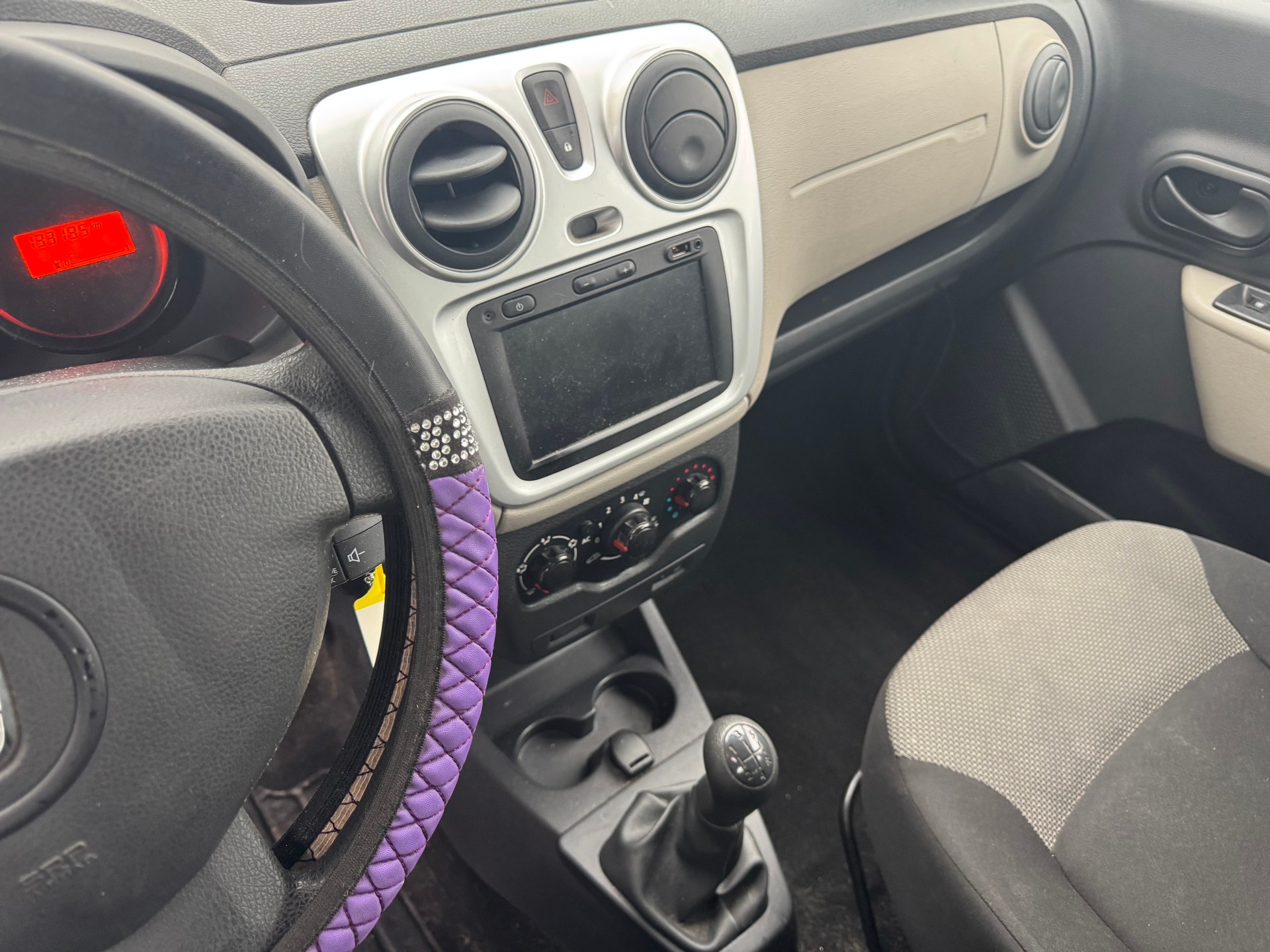 DACIA Dokker 1.2 T Ambiance-image-11