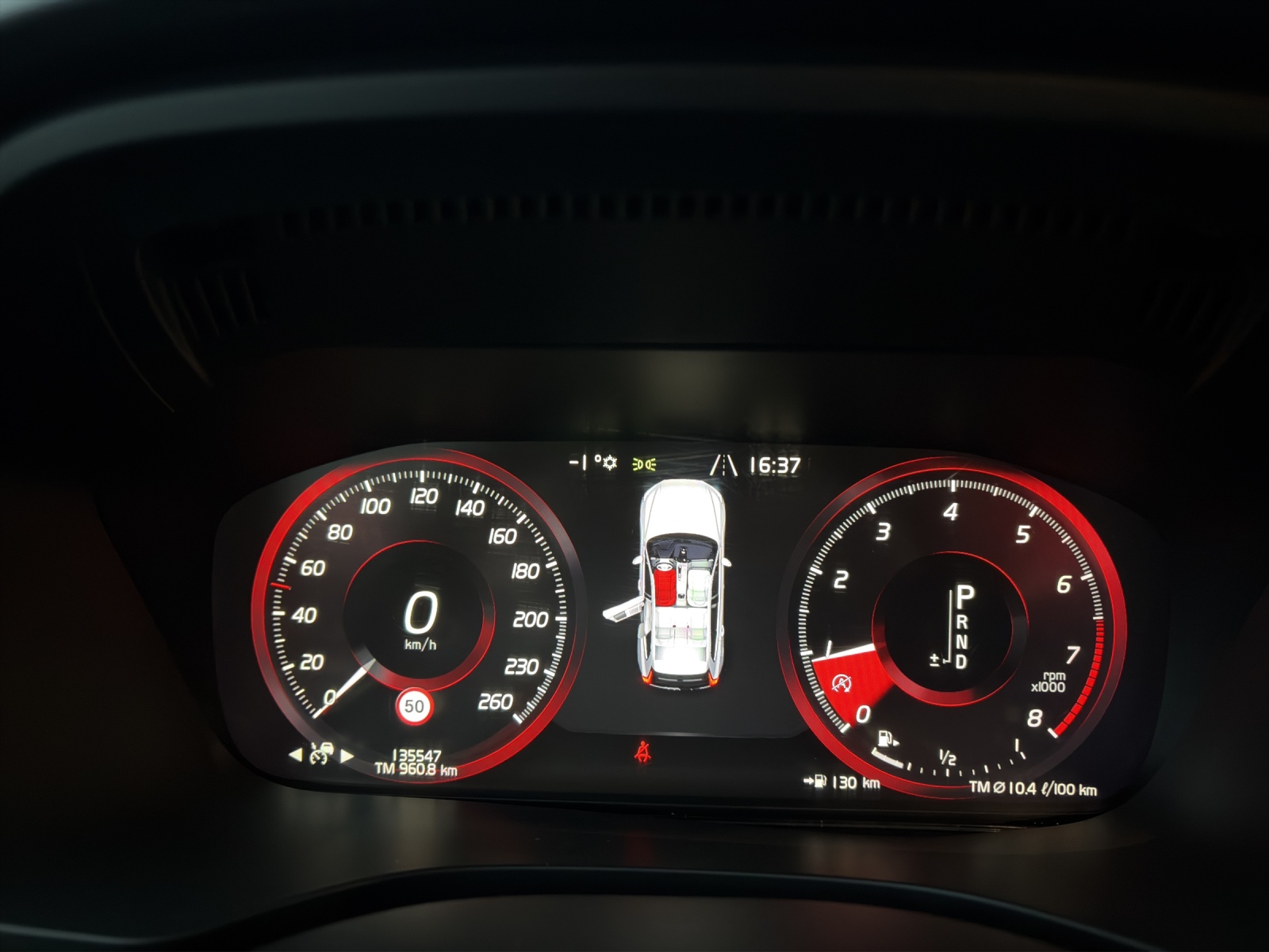 VOLVO XC60 2.0 T6 R-Design AWD-image-11