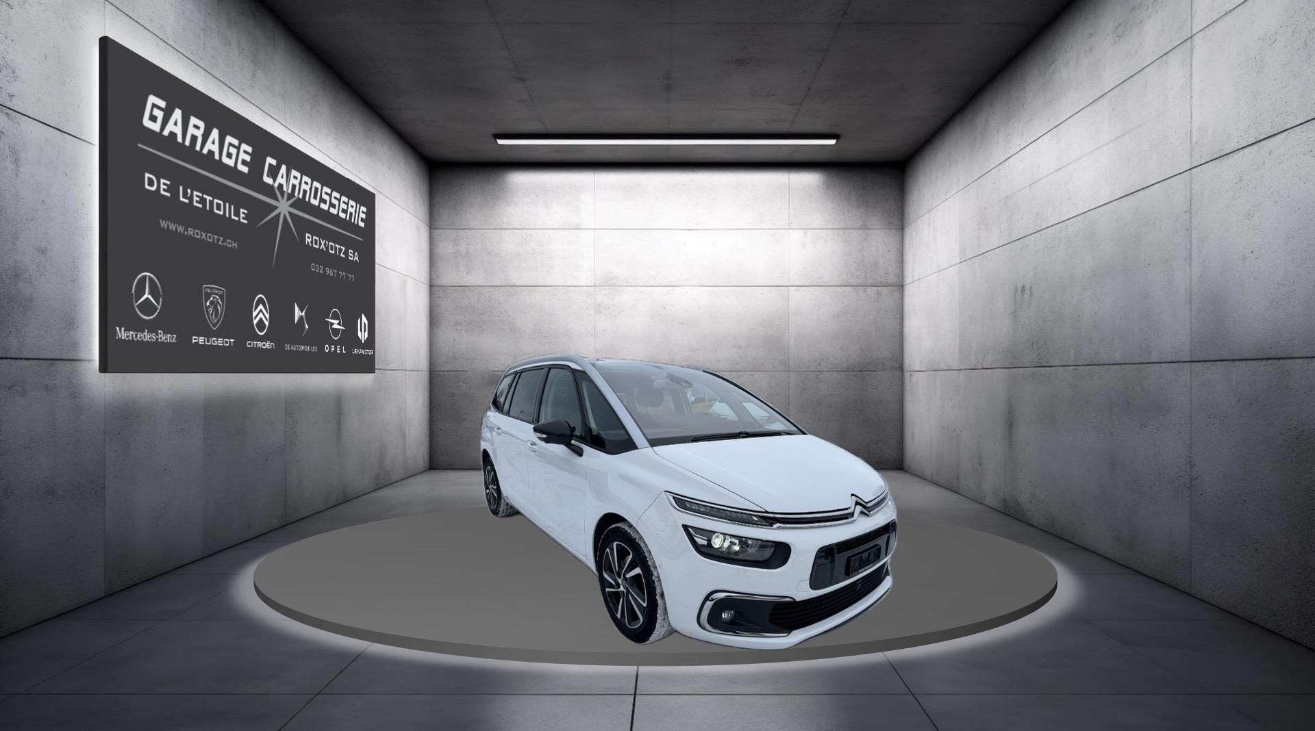 CITROEN Grand C4 Spacetourer 1.2 Pure Tech Shine EAT8-image-1