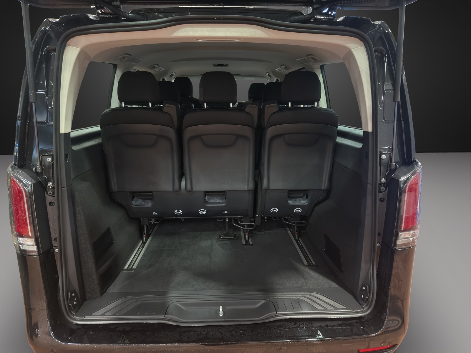 MERCEDES-BENZ Vito 114 CDI Lang Tourer 9G-Tronic 4M Select-image-10