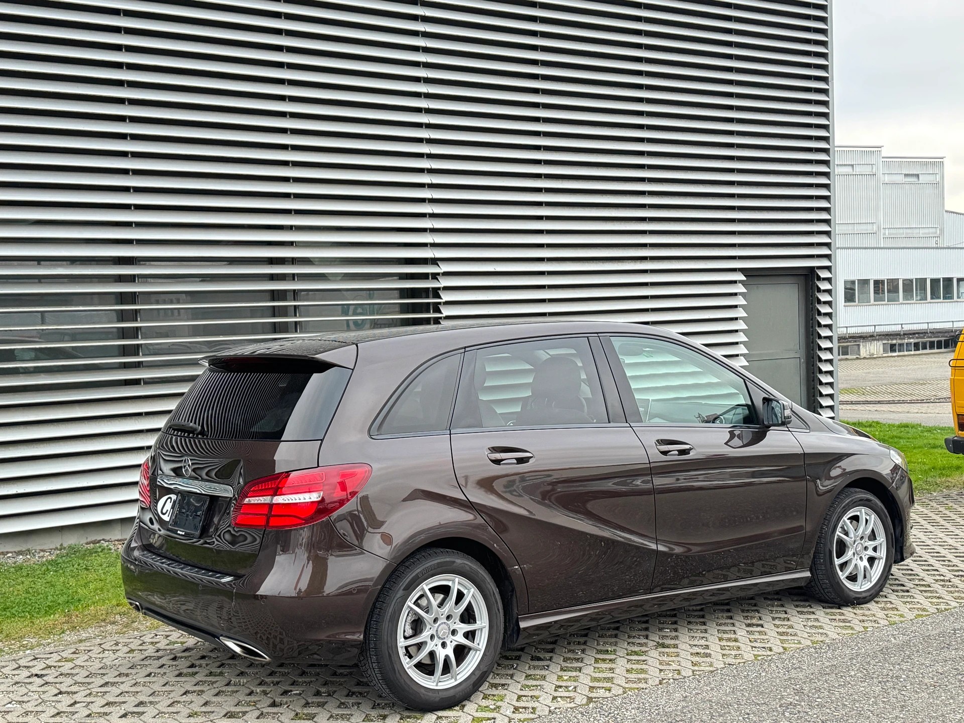 MERCEDES-BENZ B 200 CDI Urban 7G-DCT-image-4