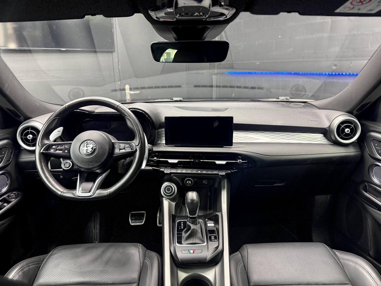 ALFA ROMEO Tonale 1.5 48V Hybrid Veloce-image-9